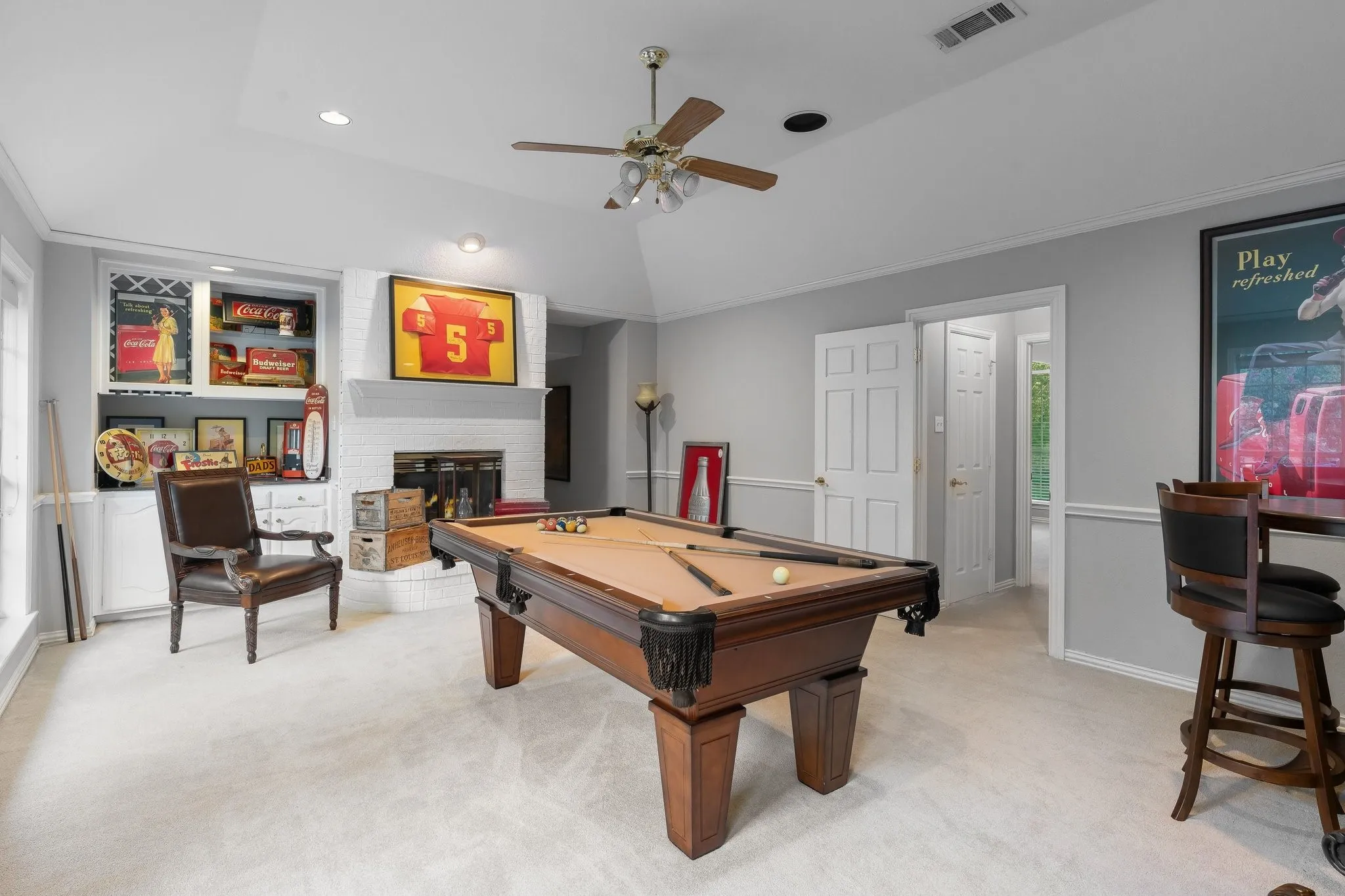 Single Family Residence For Sale in Tarrant County , 303 Covington Way, Colleyville, Texas 76034, 4 Bedroom, 4 Bathroom, 3 Garage spaces, 4,892 Sqft, built in 1991, mls#21393331, Real Estate Agent in Colleyville, Homes For Sale in Tarrant county, Homes For Sale in Colleyville, Realtor in Colleyville Texas, Real Estate Brokerage Independent Realty Texas, Luminita Cordes Realtor