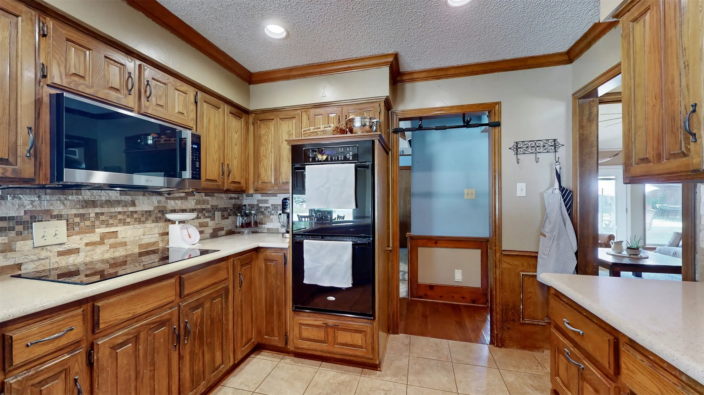 Single Family Residence For Sale in Denton County , 20 Creekmere Drive, Trophy Club, Texas 76262, 4 Bedroom, 3 Bathroom, 2 Garage spaces, 2,560 Sqft, built in 1984, mls#21392862, Real Estate Agent in Trophy Club, Homes For Sale in Denton county, Homes For Sale in Trophy Club, Realtor in Trophy Club Texas, Real Estate Brokerage Independent Realty Texas, Luminita Cordes Realtor