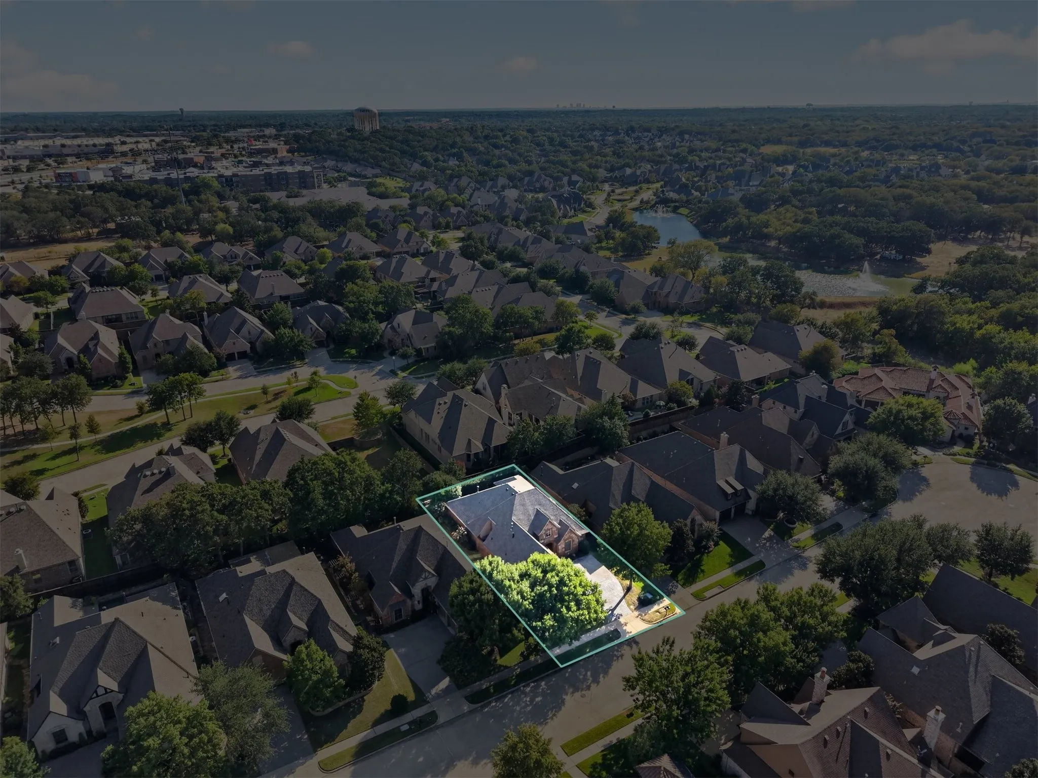 Single Family Residence For Sale in Tarrant County , 2824 Cotswold Court, Keller, Texas 76248, 3 Bedroom, 3 Bathroom, 2 Garage spaces, 2,611 Sqft, built in 2007, mls#21379318, Real Estate Agent in Keller, Homes For Sale in Tarrant county, Homes For Sale in Keller, Realtor in Keller Texas, Real Estate Brokerage Independent Realty Texas, Luminita Cordes Realtor