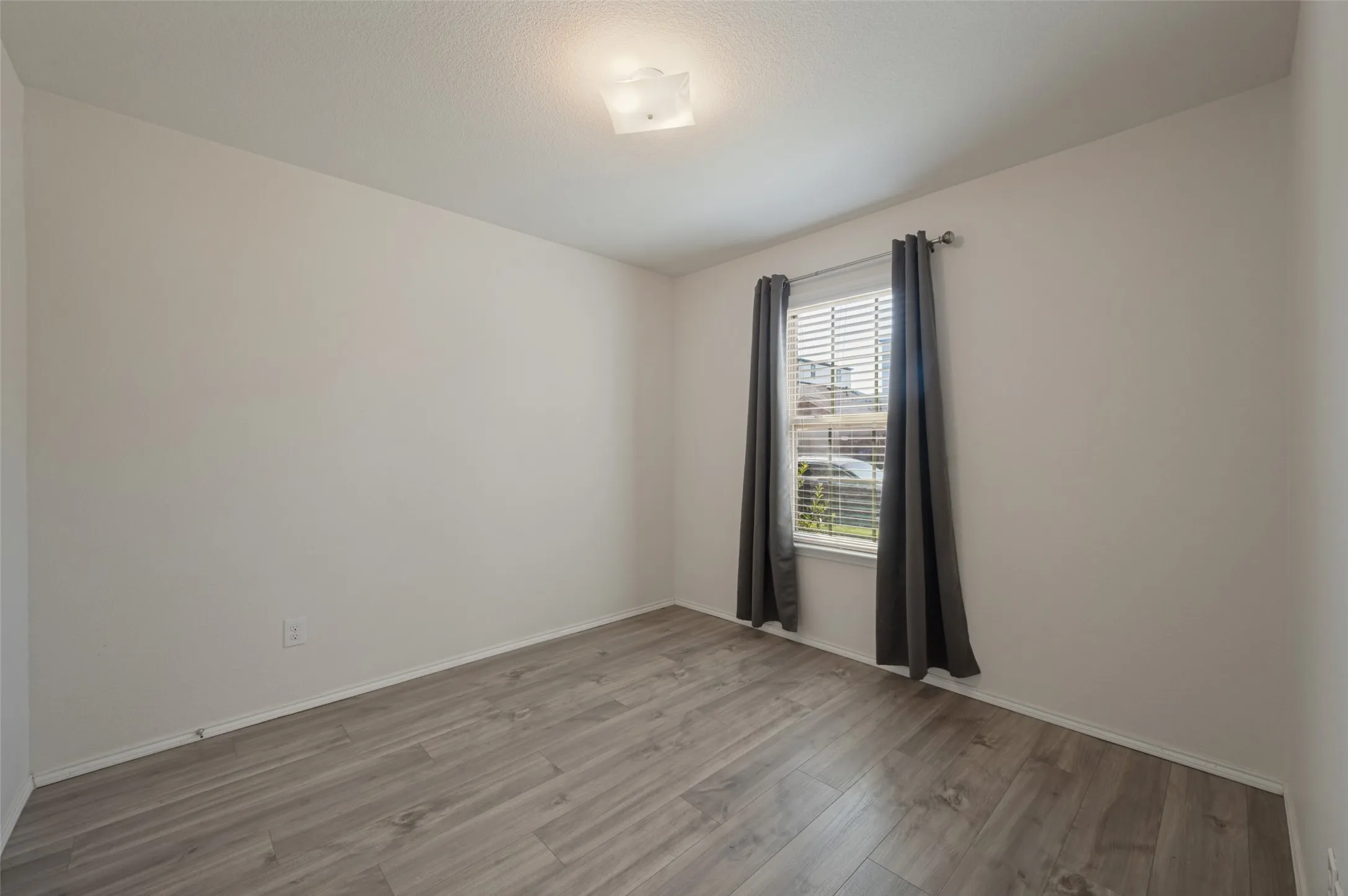 Single Family Residence For Sale in Denton County , 2445 Dolostone Drive, Little Elm, Texas 76227, 3 Bedroom, 2 Bathroom, 2 Garage spaces, 1,367 Sqft, built in 2018, mls#21392560, Real Estate Agent in Little Elm, Homes For Sale in Denton county, Homes For Sale in Little Elm, Realtor in Little Elm Texas, Real Estate Brokerage Independent Realty Texas, Luminita Cordes Realtor
