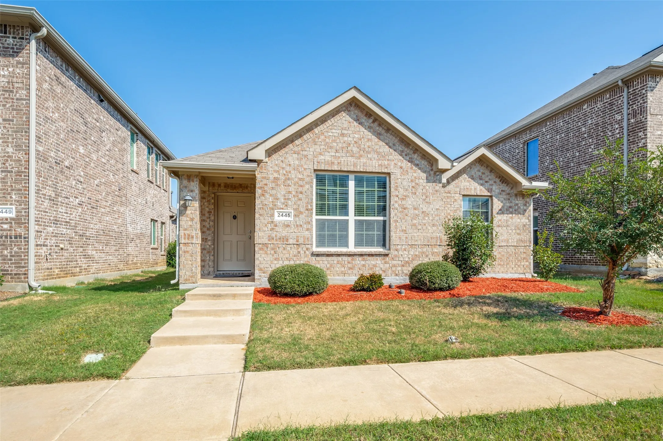 Single Family Residence For Sale in Denton County , 2445 Dolostone Drive, Little Elm, Texas 76227, 3 Bedroom, 2 Bathroom, 2 Garage spaces, 1,367 Sqft, built in 2018, mls#21392560, Real Estate Agent in Little Elm, Homes For Sale in Denton county, Homes For Sale in Little Elm, Realtor in Little Elm Texas, Real Estate Brokerage Independent Realty Texas, Luminita Cordes Realtor