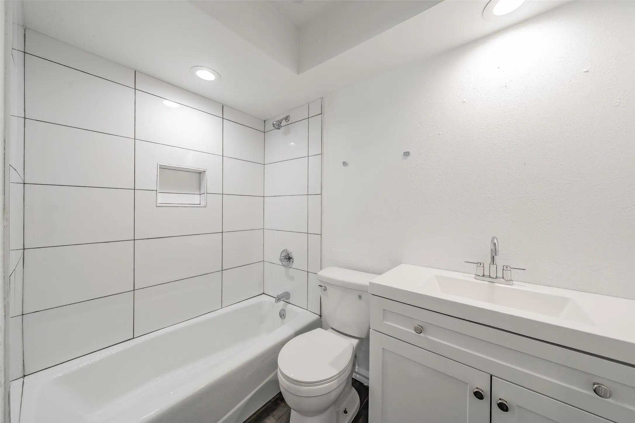 Single Family Residence For Rent in Dallas County , 5812 Regatta Circle, Dallas, Texas 75232, 3 Bedroom, 2 Bathroom, 2 Garage spaces, 1,303 Sqft, built in 1982, mls#21393603, Real Estate Agent in Dallas, Homes For Rent in Dallas county, Homes For Rent in Dallas, Realtor in Dallas Texas, Real Estate Brokerage Independent Realty Texas, Luminita Cordes Realtor