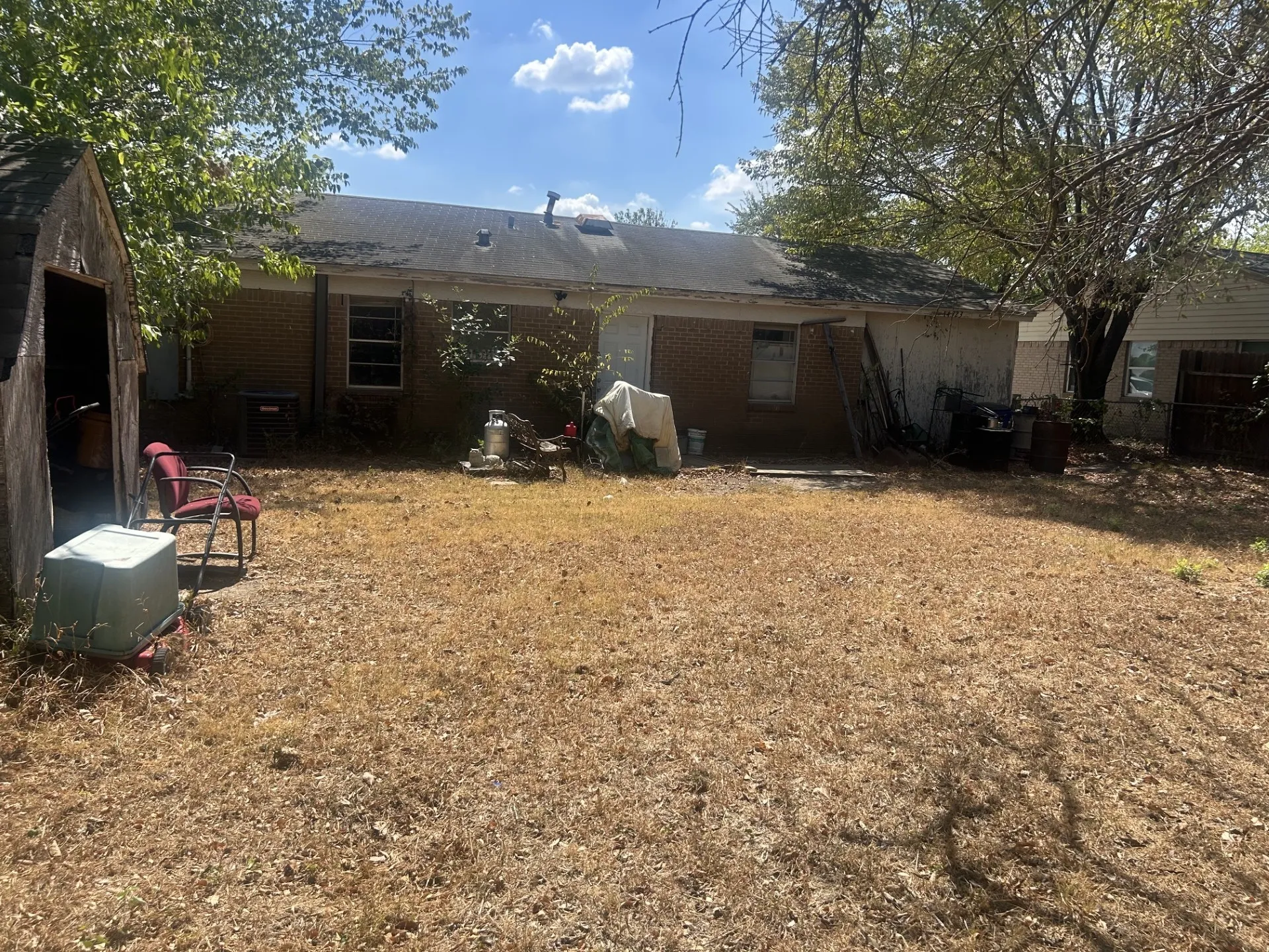 Single Family Residence For Sale in Dallas County , 14323 Horseshoe Trail, Balch Springs, Texas 75180, 3 Bedroom, 2 Bathroom, 1 Garage spaces, 936 Sqft, built in 1967, mls#21393596, Real Estate Agent in Balch Springs, Homes For Sale in Dallas county, Homes For Sale in Balch Springs, Realtor in Balch Springs Texas, Real Estate Brokerage Independent Realty Texas, Luminita Cordes Realtor