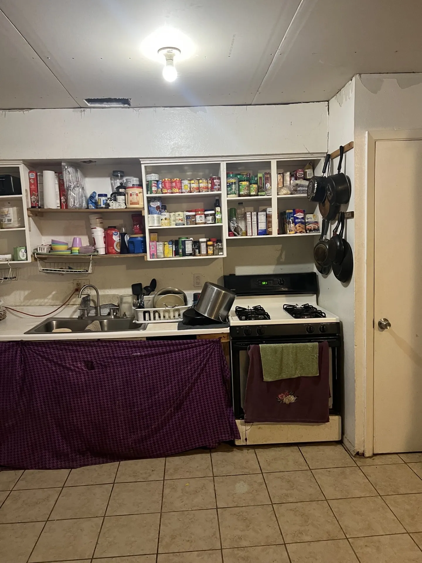 Single Family Residence For Sale in Dallas County , 14323 Horseshoe Trail, Balch Springs, Texas 75180, 3 Bedroom, 2 Bathroom, 1 Garage spaces, 936 Sqft, built in 1967, mls#21393596, Real Estate Agent in Balch Springs, Homes For Sale in Dallas county, Homes For Sale in Balch Springs, Realtor in Balch Springs Texas, Real Estate Brokerage Independent Realty Texas, Luminita Cordes Realtor