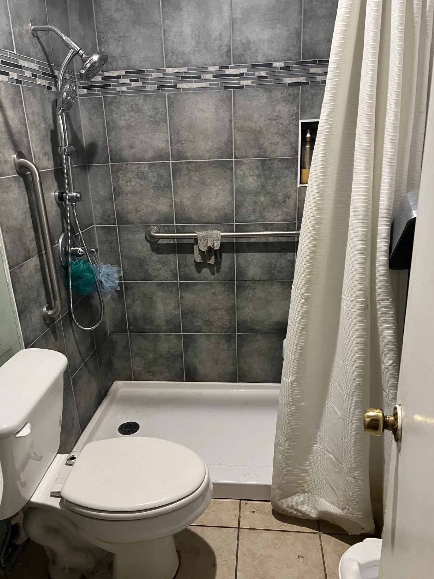 Single Family Residence For Sale in Dallas County , 14323 Horseshoe Trail, Balch Springs, Texas 75180, 3 Bedroom, 2 Bathroom, 1 Garage spaces, 936 Sqft, built in 1967, mls#21393596, Real Estate Agent in Balch Springs, Homes For Sale in Dallas county, Homes For Sale in Balch Springs, Realtor in Balch Springs Texas, Real Estate Brokerage Independent Realty Texas, Luminita Cordes Realtor