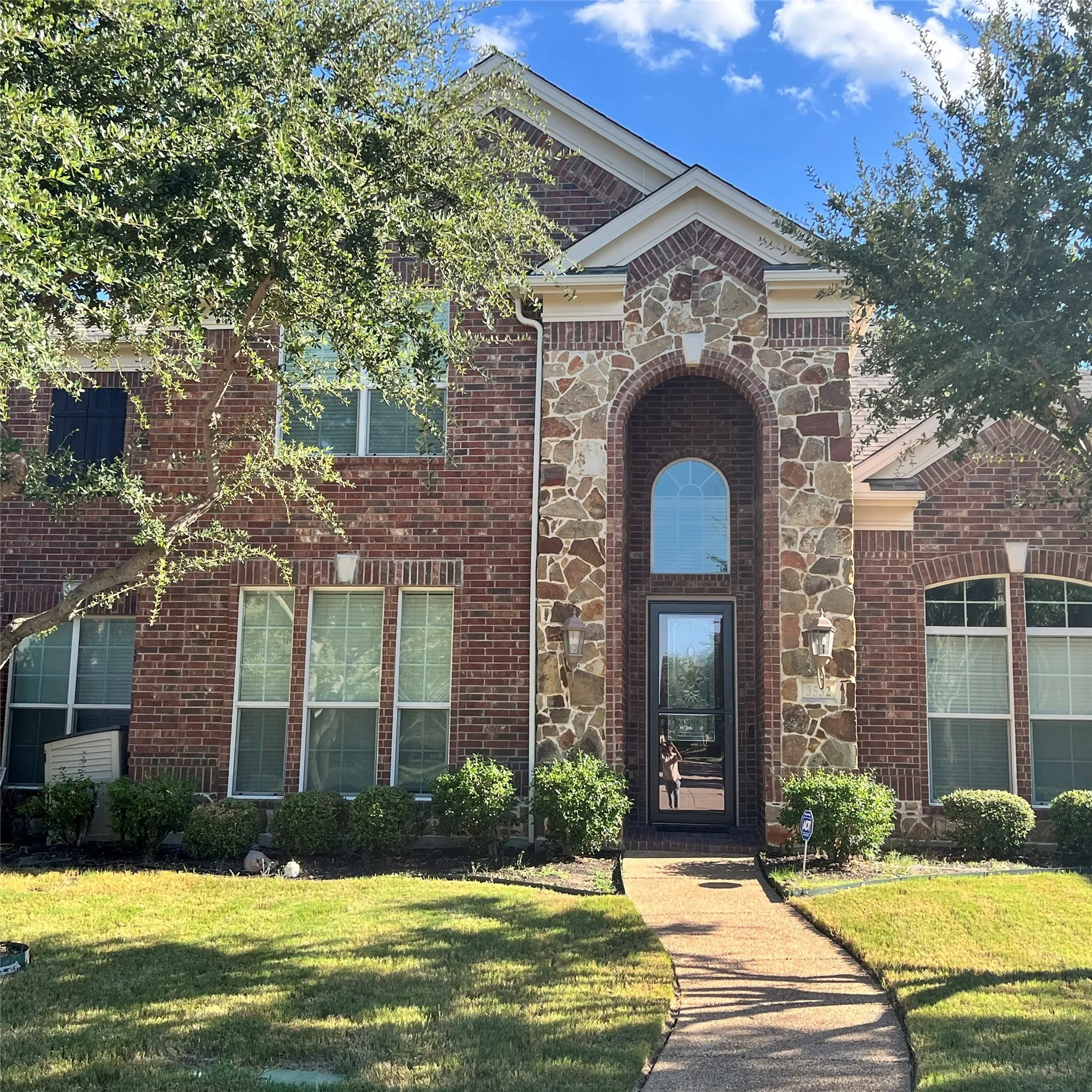 Single Family Residence For Rent in Collin County , 3532 Ballycastle Drive, Plano, Texas 75074, 5 Bedroom, 3 Bathroom, 2 Garage spaces, 3,434 Sqft, built in 2012, mls#21393543, Real Estate Agent in Plano, Homes For Rent in Collin county, Homes For Rent in Plano, Realtor in Plano Texas, Real Estate Brokerage Independent Realty Texas, Luminita Cordes Realtor