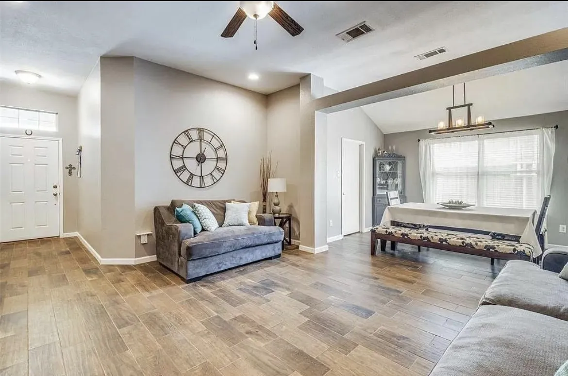 Single Family Residence For Rent in Collin County , 505 Harvard Drive, Princeton, Texas 75407, 4 Bedroom, 2 Bathroom, 2 Garage spaces, 1,688 Sqft, built in 2005, mls#21393609, Real Estate Agent in Princeton, Homes For Rent in Collin county, Homes For Rent in Princeton, Realtor in Princeton Texas, Real Estate Brokerage Independent Realty Texas, Luminita Cordes Realtor
