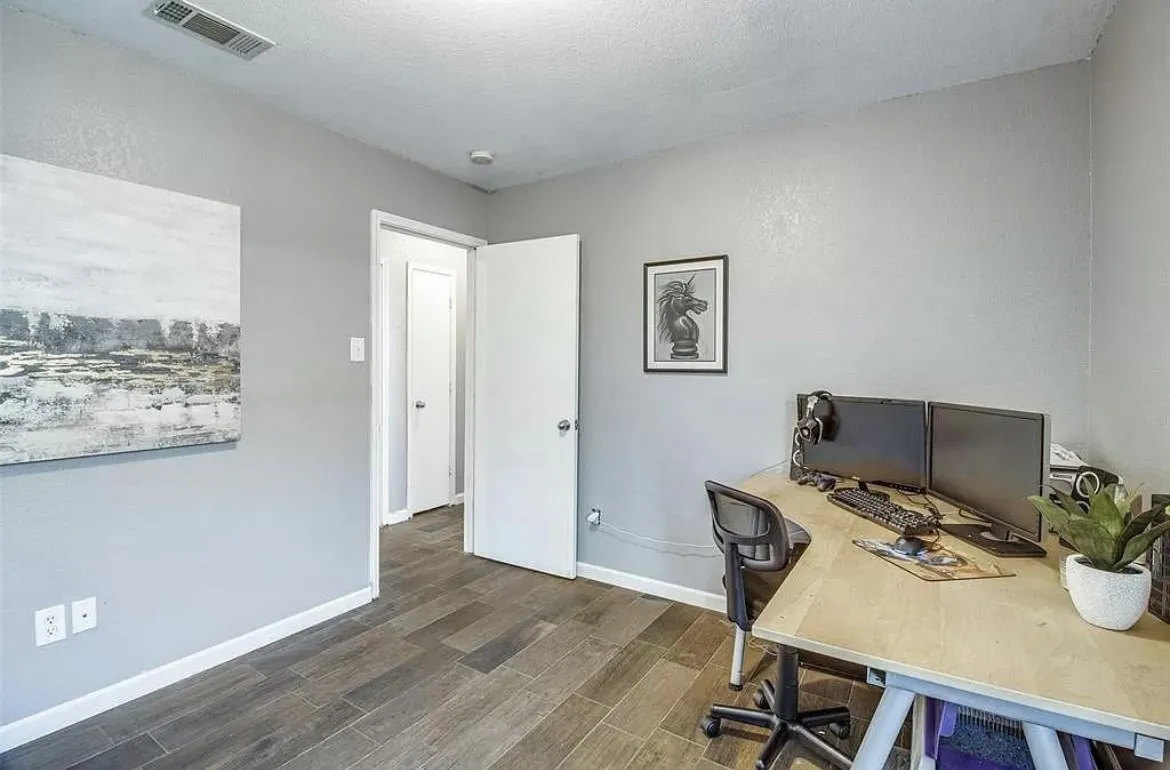 Single Family Residence For Rent in Collin County , 505 Harvard Drive, Princeton, Texas 75407, 4 Bedroom, 2 Bathroom, 2 Garage spaces, 1,688 Sqft, built in 2005, mls#21393609, Real Estate Agent in Princeton, Homes For Rent in Collin county, Homes For Rent in Princeton, Realtor in Princeton Texas, Real Estate Brokerage Independent Realty Texas, Luminita Cordes Realtor