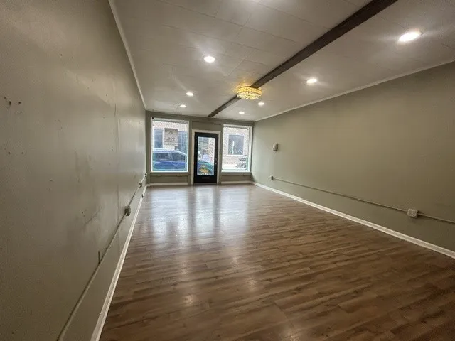 119 E Wall Street