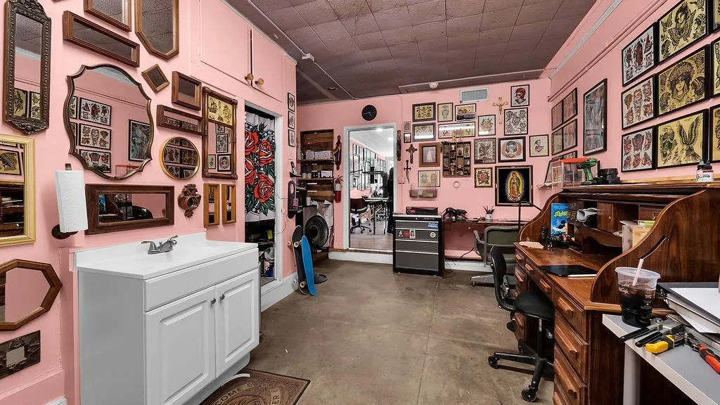 Tenant Occupied Tattoo Shop in one unit