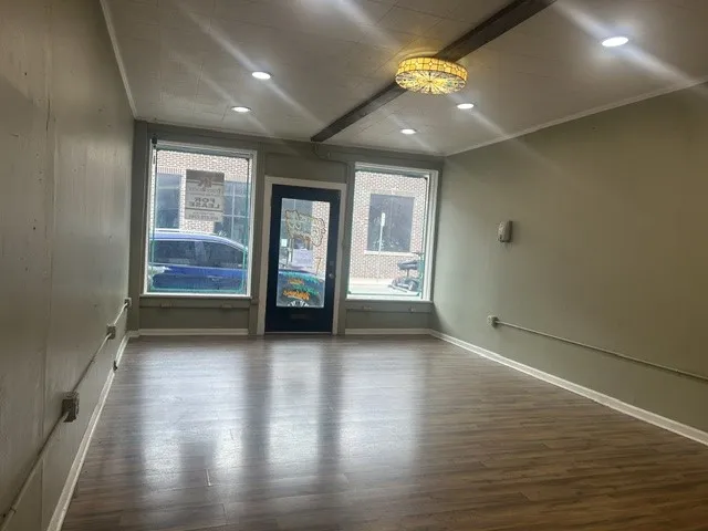 Business For Rent in Grayson County , 119 E Wall Street, Sherman, Texas 75090, 0, 0, Garage spaces, 652 Sqft, built in 1953, mls#21393601, Real Estate Agent in Sherman, Homes For Rent in Grayson county, Homes For Rent in Sherman, Realtor in Sherman Texas, Real Estate Brokerage Independent Realty Texas, Luminita Cordes Realtor