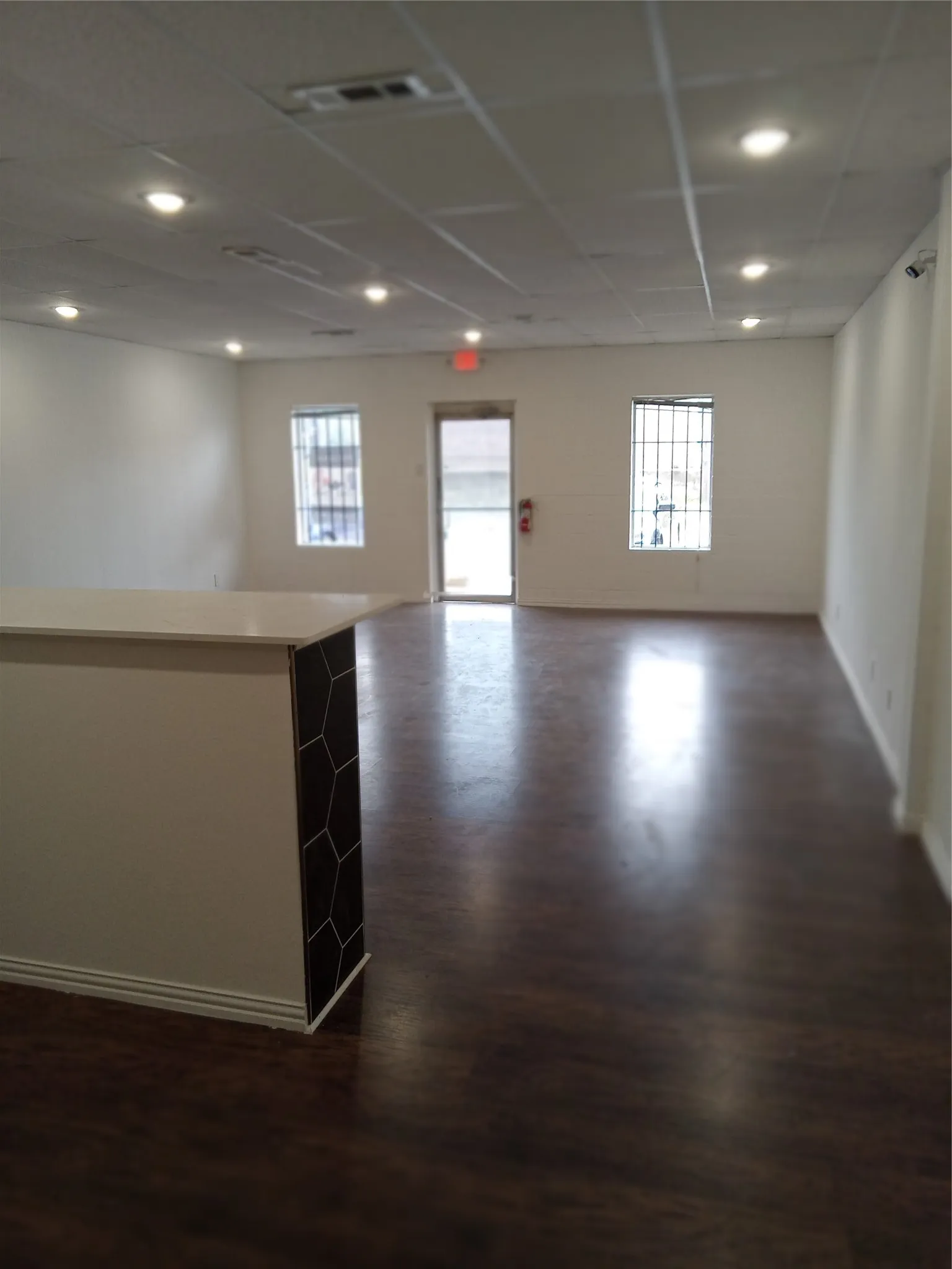 Retail For Rent in Dallas County , 1946 Military Parkway 1948, Mesquite, Texas 75149, 0, 0, Garage spaces, 4,260 Sqft, built in 1974, mls#21393611, Real Estate Agent in Mesquite, Homes For Rent in Dallas county, Homes For Rent in Mesquite, Realtor in Mesquite Texas, Real Estate Brokerage Independent Realty Texas, Luminita Cordes Realtor