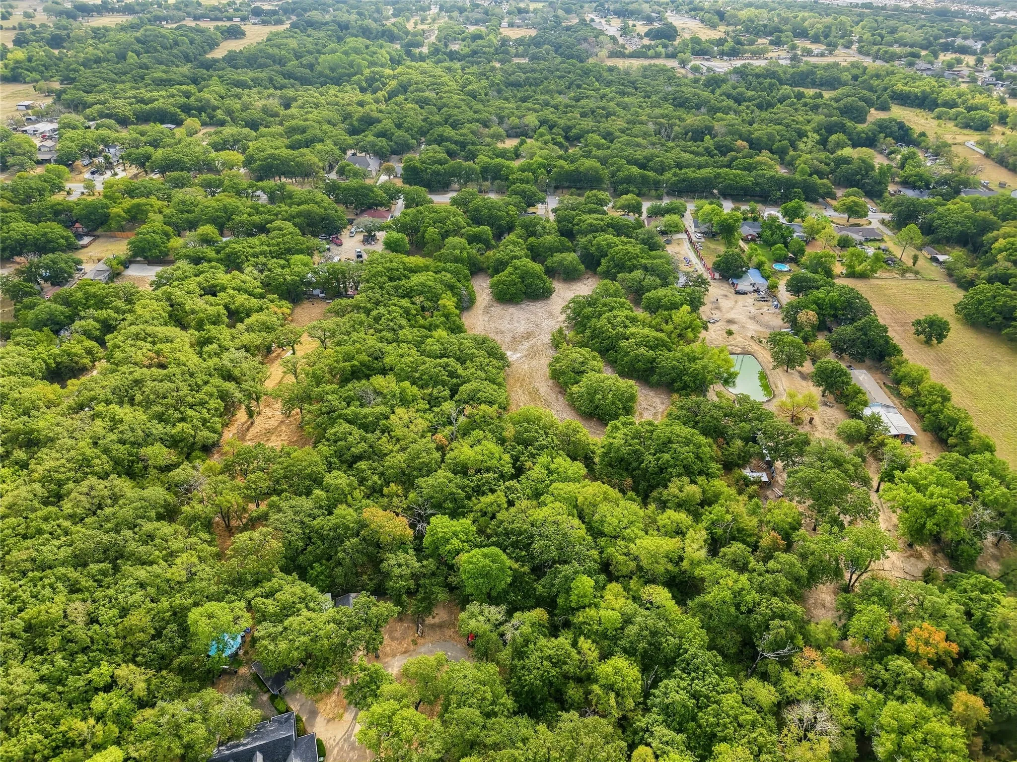 Single Family Residence For Sale in Dallas County , 1611 Shepherd Lane, Dallas, Texas 75253, 3 Bedroom, 2 Bathroom, 2 Garage spaces, 1,732 Sqft, built in 1972, mls#21392689, Real Estate Agent in Dallas, Homes For Sale in Dallas county, Homes For Sale in Dallas, Realtor in Dallas Texas, Real Estate Brokerage Independent Realty Texas, Luminita Cordes Realtor