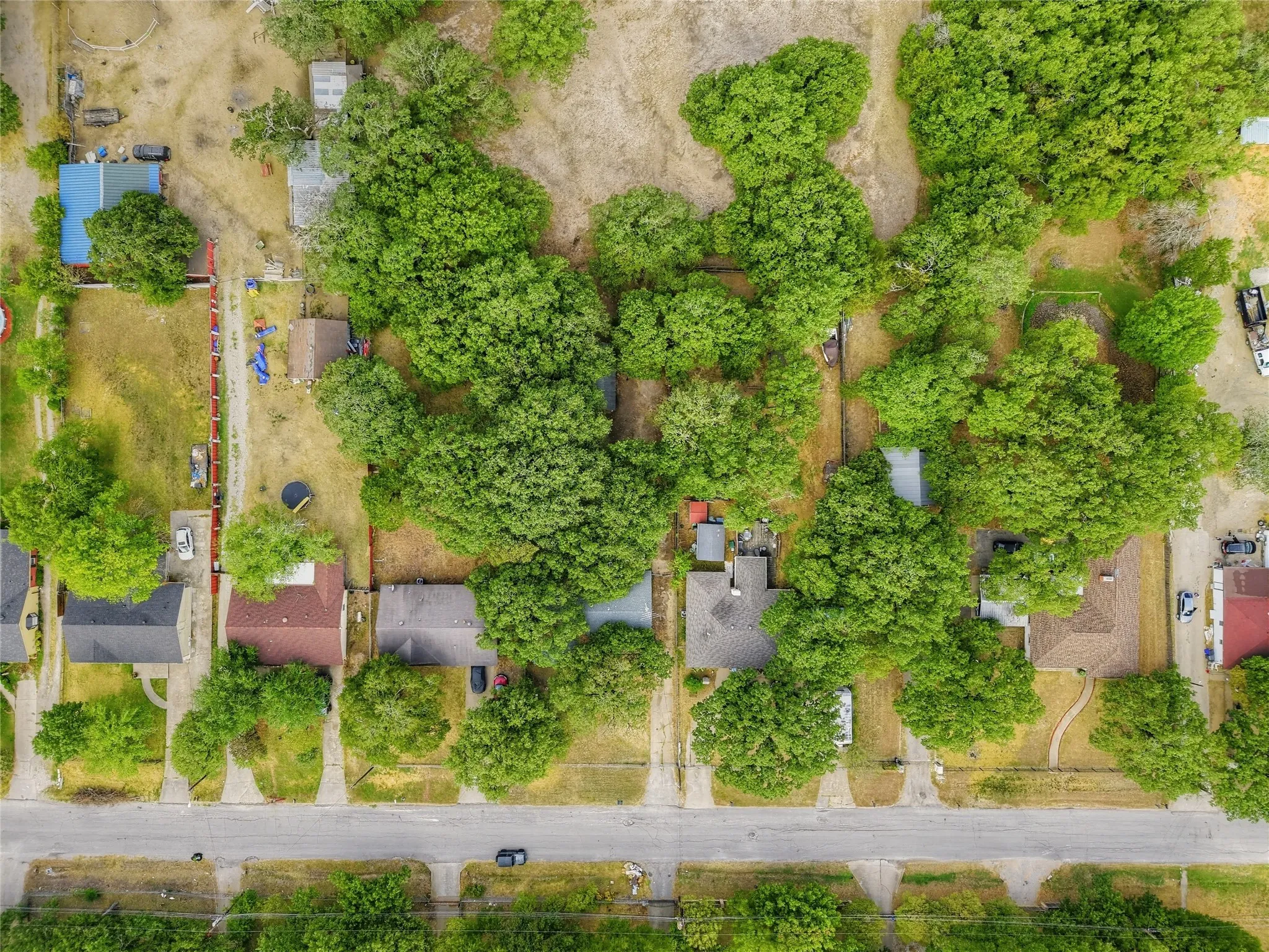Single Family Residence For Sale in Dallas County , 1611 Shepherd Lane, Dallas, Texas 75253, 3 Bedroom, 2 Bathroom, 2 Garage spaces, 1,732 Sqft, built in 1972, mls#21392689, Real Estate Agent in Dallas, Homes For Sale in Dallas county, Homes For Sale in Dallas, Realtor in Dallas Texas, Real Estate Brokerage Independent Realty Texas, Luminita Cordes Realtor