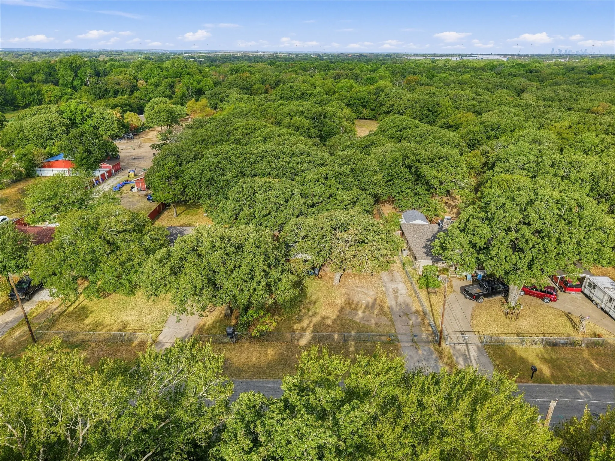 Single Family Residence For Sale in Dallas County , 1611 Shepherd Lane, Dallas, Texas 75253, 3 Bedroom, 2 Bathroom, 2 Garage spaces, 1,732 Sqft, built in 1972, mls#21392689, Real Estate Agent in Dallas, Homes For Sale in Dallas county, Homes For Sale in Dallas, Realtor in Dallas Texas, Real Estate Brokerage Independent Realty Texas, Luminita Cordes Realtor