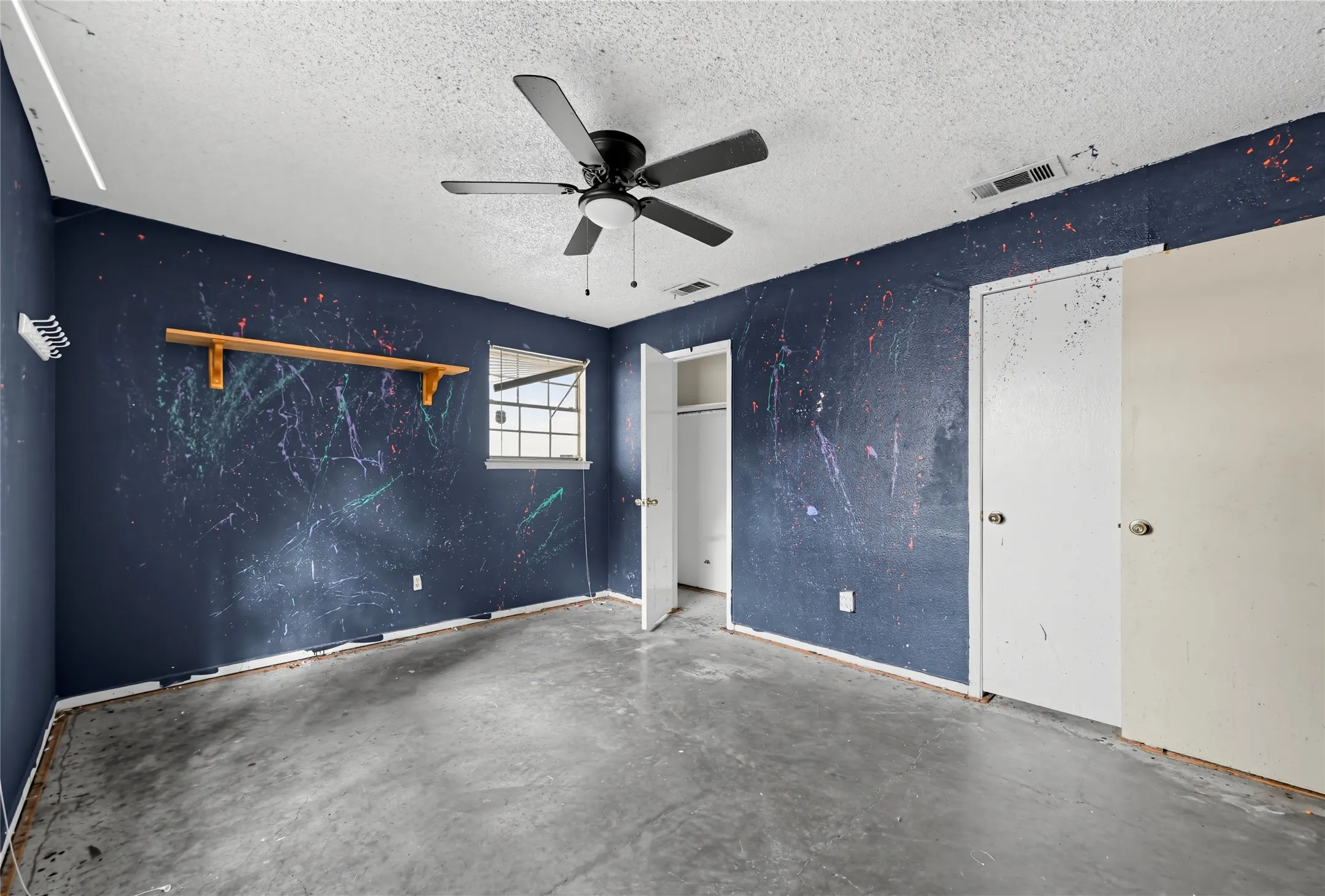 Single Family Residence For Sale in Dallas County , 1611 Shepherd Lane, Dallas, Texas 75253, 3 Bedroom, 2 Bathroom, 2 Garage spaces, 1,732 Sqft, built in 1972, mls#21392689, Real Estate Agent in Dallas, Homes For Sale in Dallas county, Homes For Sale in Dallas, Realtor in Dallas Texas, Real Estate Brokerage Independent Realty Texas, Luminita Cordes Realtor