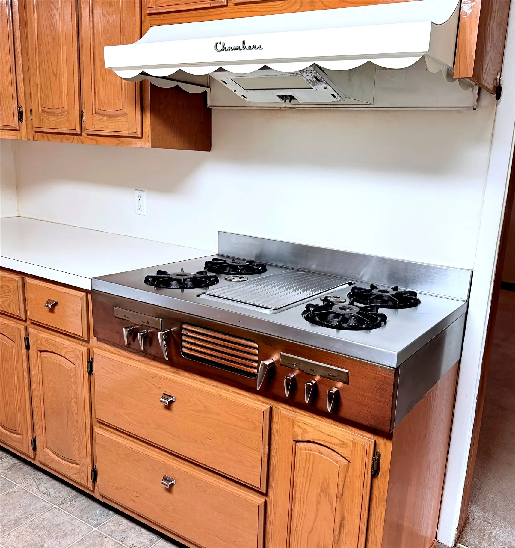 Gas cooktop