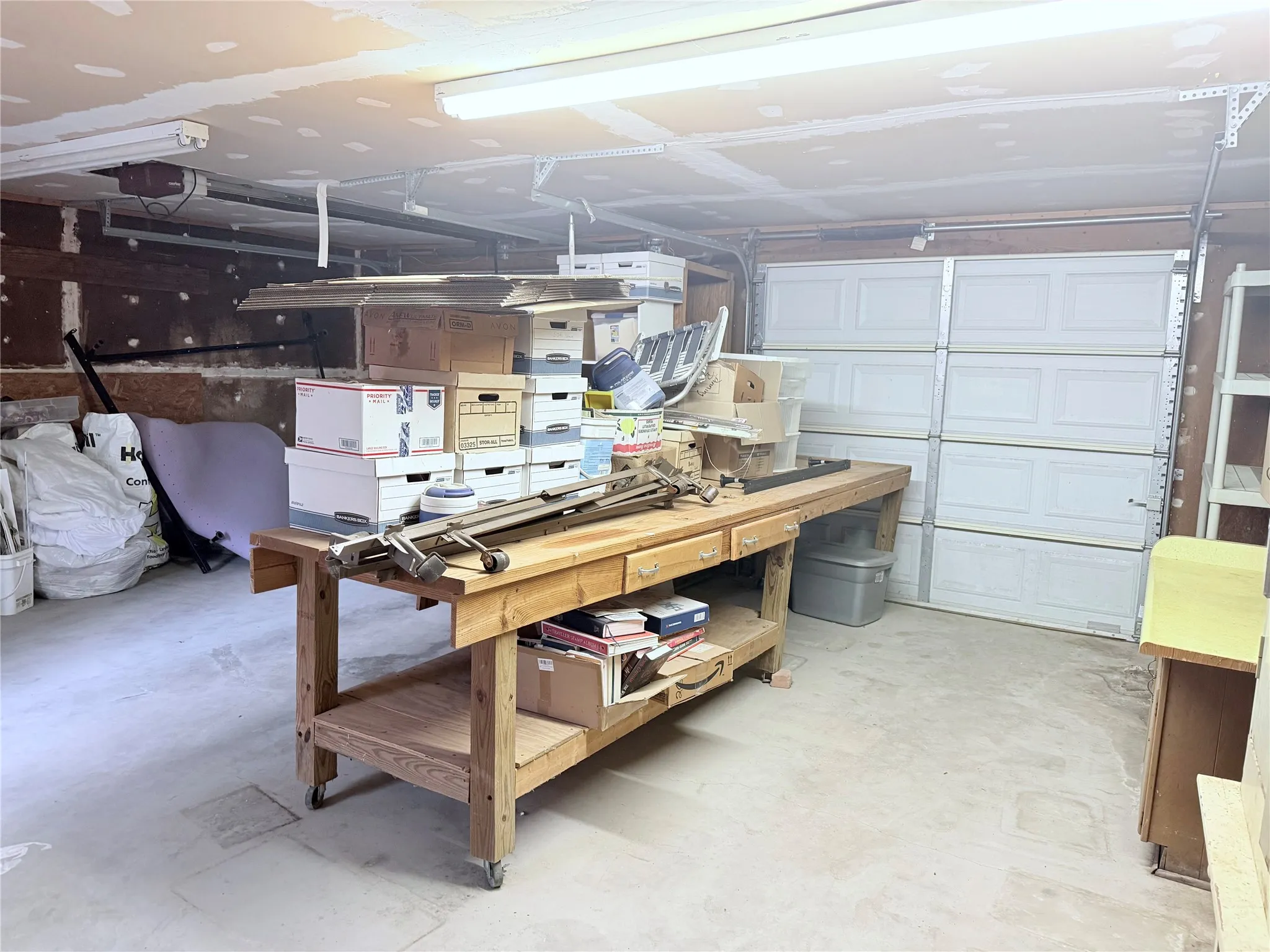 Single Family Residence For Sale in Bosque County , 316 S Erath Street, Iredell, Texas 76649, 3 Bedroom, 2 Bathroom, 2 Garage spaces, 2,613 Sqft, built in 1947, mls#21391001, Real Estate Agent in Iredell, Homes For Sale in Bosque county, Homes For Sale in Iredell, Realtor in Iredell Texas, Real Estate Brokerage Independent Realty Texas, Luminita Cordes Realtor