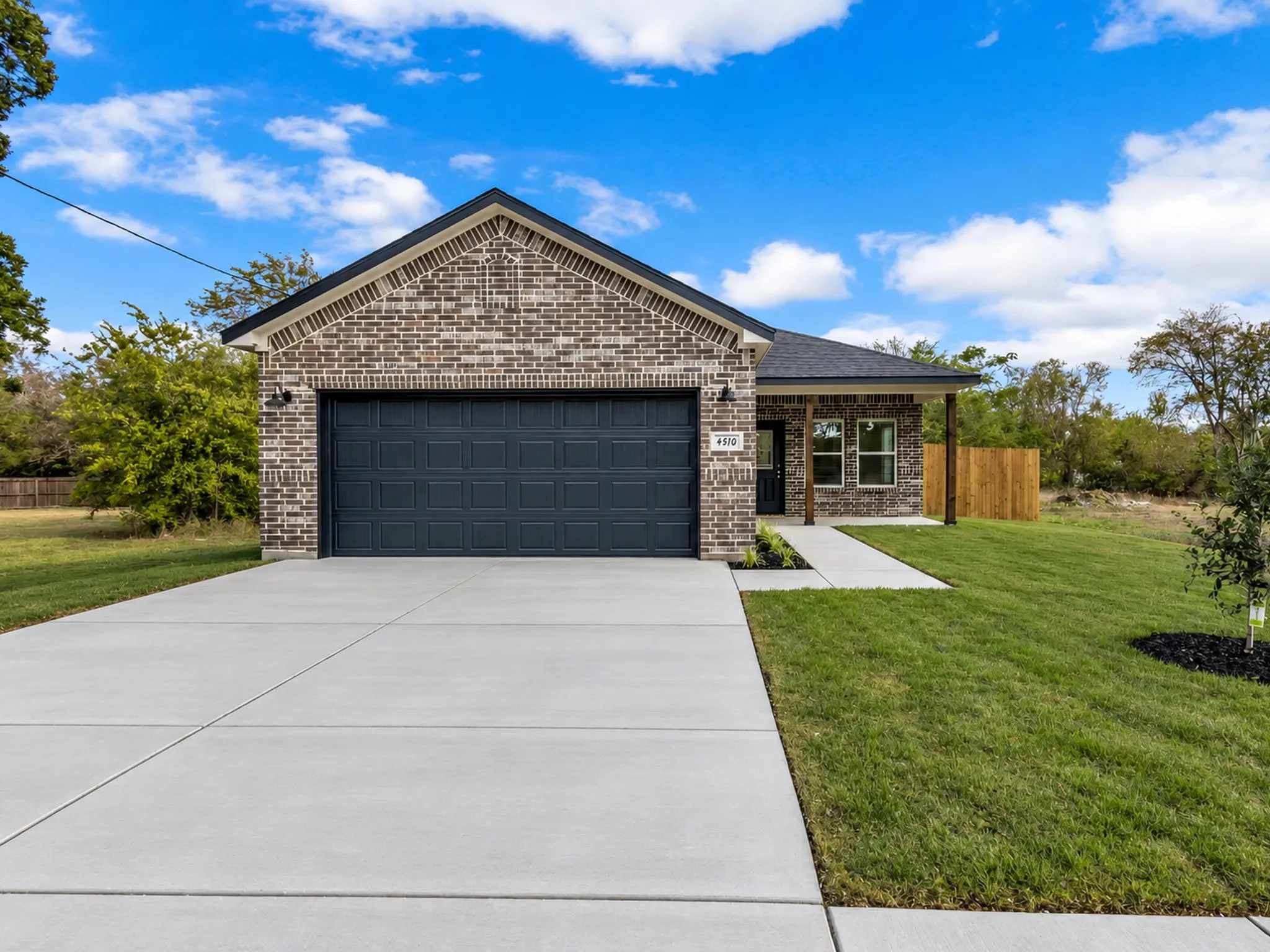 Single Family Residence For Sale in Dallas County , 4410 Hamilton Avenue, Dallas, Texas 75210, 4 Bedroom, 2 Bathroom, 2 Garage spaces, 1,582 Sqft, built in 2026, mls#21393628, Real Estate Agent in Dallas, Homes For Sale in Dallas county, Homes For Sale in Dallas, Realtor in Dallas Texas, Real Estate Brokerage Independent Realty Texas, Luminita Cordes Realtor