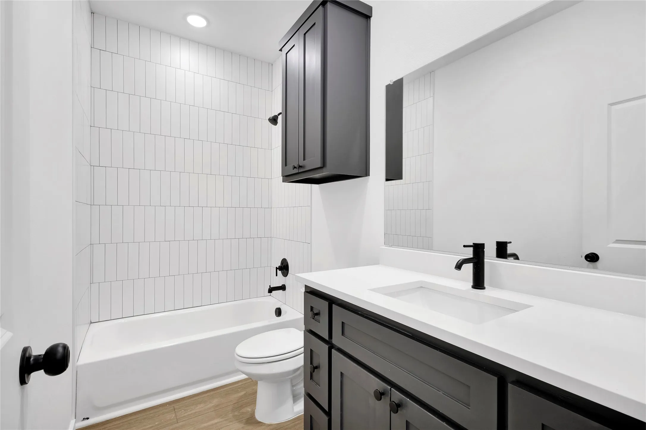 Single Family Residence For Sale in Dallas County , 4410 Hamilton Avenue, Dallas, Texas 75210, 4 Bedroom, 2 Bathroom, 2 Garage spaces, 1,582 Sqft, built in 2026, mls#21393628, Real Estate Agent in Dallas, Homes For Sale in Dallas county, Homes For Sale in Dallas, Realtor in Dallas Texas, Real Estate Brokerage Independent Realty Texas, Luminita Cordes Realtor