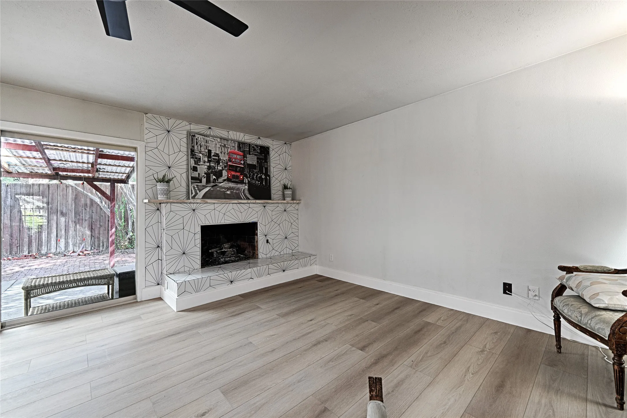 Single Family Residence For Rent in Collin County , 6536 Mesquite Trail, Plano, Texas 75023, 4 Bedroom, 2 Bathroom, 2 Garage spaces, 2,113 Sqft, built in 1978, mls#21393635, Real Estate Agent in Plano, Homes For Rent in Collin county, Homes For Rent in Plano, Realtor in Plano Texas, Real Estate Brokerage Independent Realty Texas, Luminita Cordes Realtor