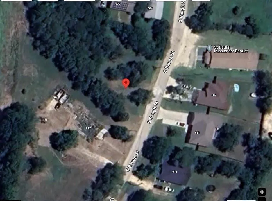 Aerial Site Plan. Overview of the property and its surrounding parcels, including street names and identified structures