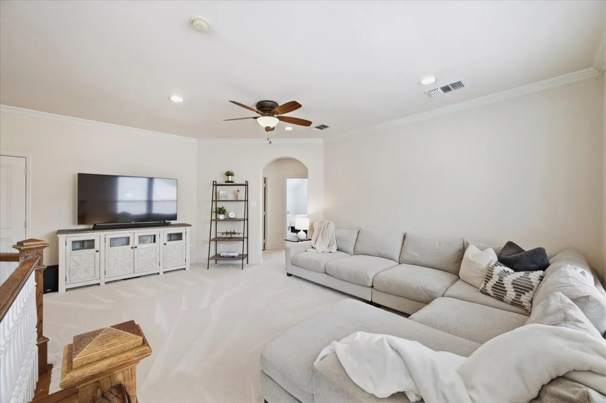 Single Family Residence For Sale in Collin County , 1900 Brookfield Way, Mc Kinney, Texas 75072, 3 Bedroom, 3 Bathroom, 2 Garage spaces, 2,609 Sqft, built in 2001, mls#21391983, Real Estate Agent in Mc Kinney, Homes For Sale in Collin county, Homes For Sale in Mc Kinney, Realtor in Mc Kinney Texas, Real Estate Brokerage Independent Realty Texas, Luminita Cordes Realtor