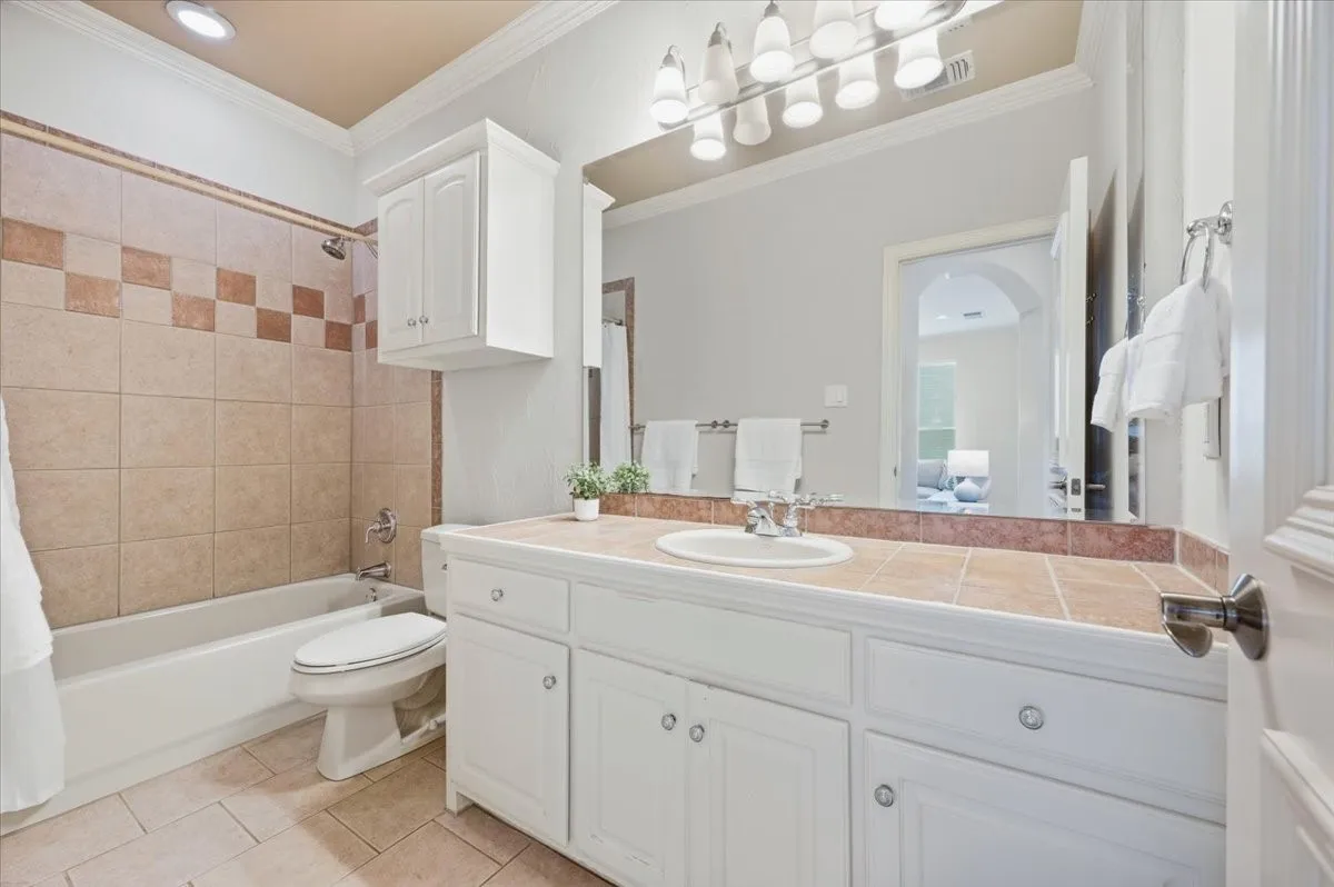 Single Family Residence For Sale in Collin County , 1900 Brookfield Way, Mc Kinney, Texas 75072, 3 Bedroom, 3 Bathroom, 2 Garage spaces, 2,609 Sqft, built in 2001, mls#21391983, Real Estate Agent in Mc Kinney, Homes For Sale in Collin county, Homes For Sale in Mc Kinney, Realtor in Mc Kinney Texas, Real Estate Brokerage Independent Realty Texas, Luminita Cordes Realtor
