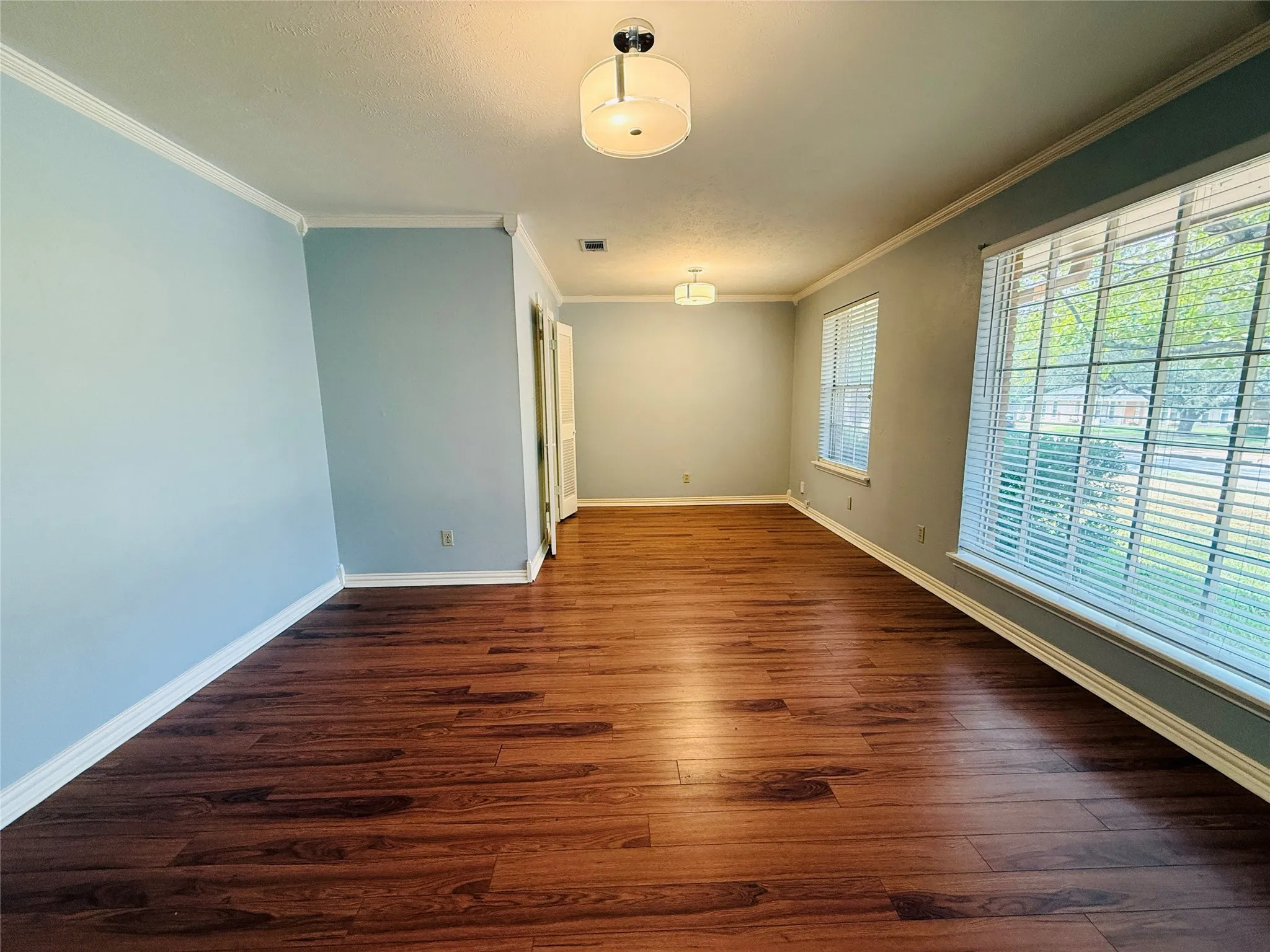 Single Family Residence For Rent in Dallas County , 1112 Joanna Circle, De Soto, Texas 75115, 3 Bedroom, 2 Bathroom, 2 Garage spaces, 1,871 Sqft, built in 1972, mls#21393658, Real Estate Agent in De Soto, Homes For Rent in Dallas county, Homes For Rent in De Soto, Realtor in De Soto Texas, Real Estate Brokerage Independent Realty Texas, Luminita Cordes Realtor
