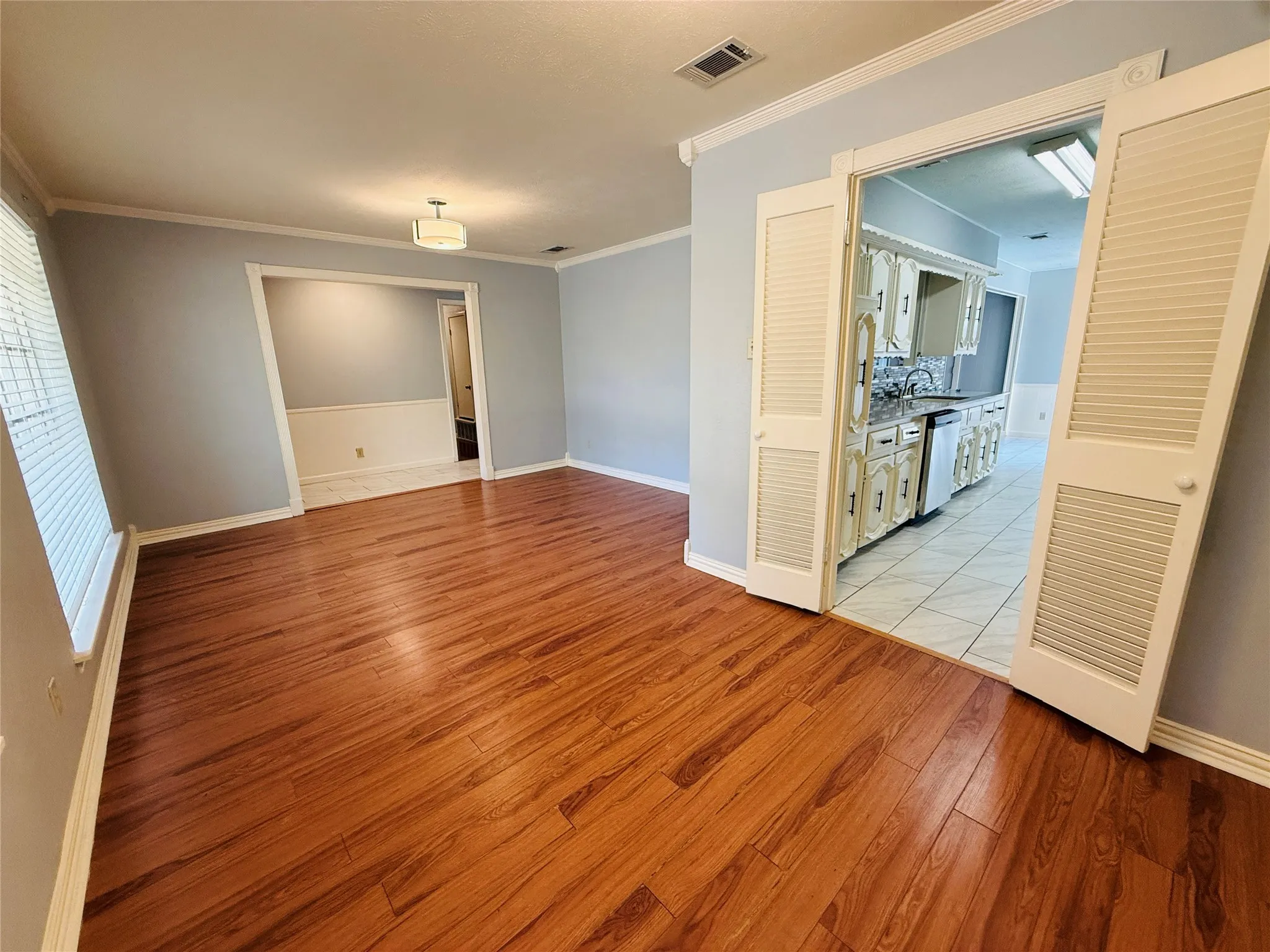 Single Family Residence For Rent in Dallas County , 1112 Joanna Circle, De Soto, Texas 75115, 3 Bedroom, 2 Bathroom, 2 Garage spaces, 1,871 Sqft, built in 1972, mls#21393658, Real Estate Agent in De Soto, Homes For Rent in Dallas county, Homes For Rent in De Soto, Realtor in De Soto Texas, Real Estate Brokerage Independent Realty Texas, Luminita Cordes Realtor