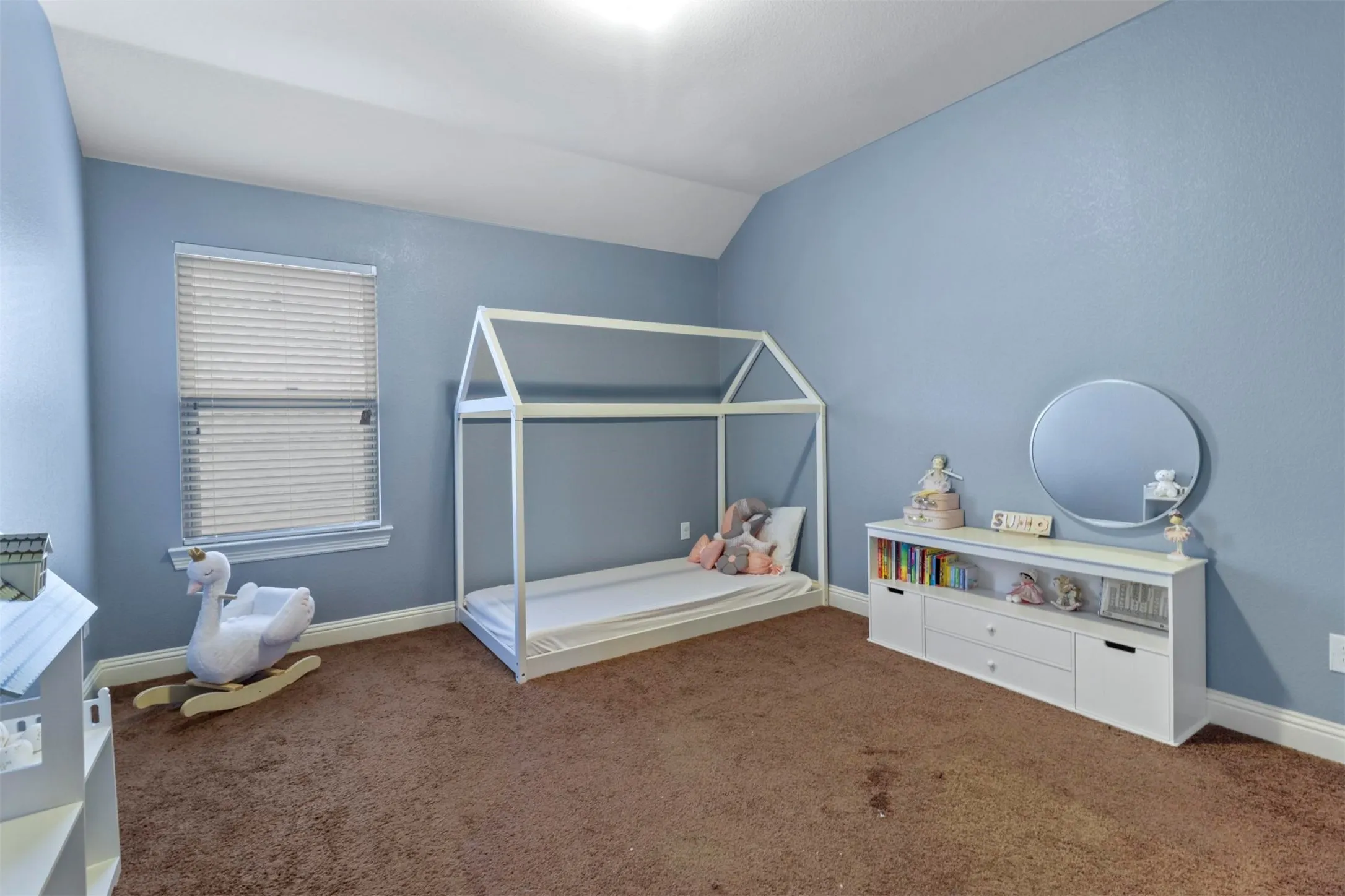 Single Family Residence For Sale in Denton County , 15616 Cornwallis Street, Frisco, Texas 75036, 4 Bedroom, 3 Bathroom, 2 Garage spaces, 2,920 Sqft, built in 2016, mls#21393654, Real Estate Agent in Frisco, Homes For Sale in Denton county, Homes For Sale in Frisco, Realtor in Frisco Texas, Real Estate Brokerage Independent Realty Texas, Luminita Cordes Realtor