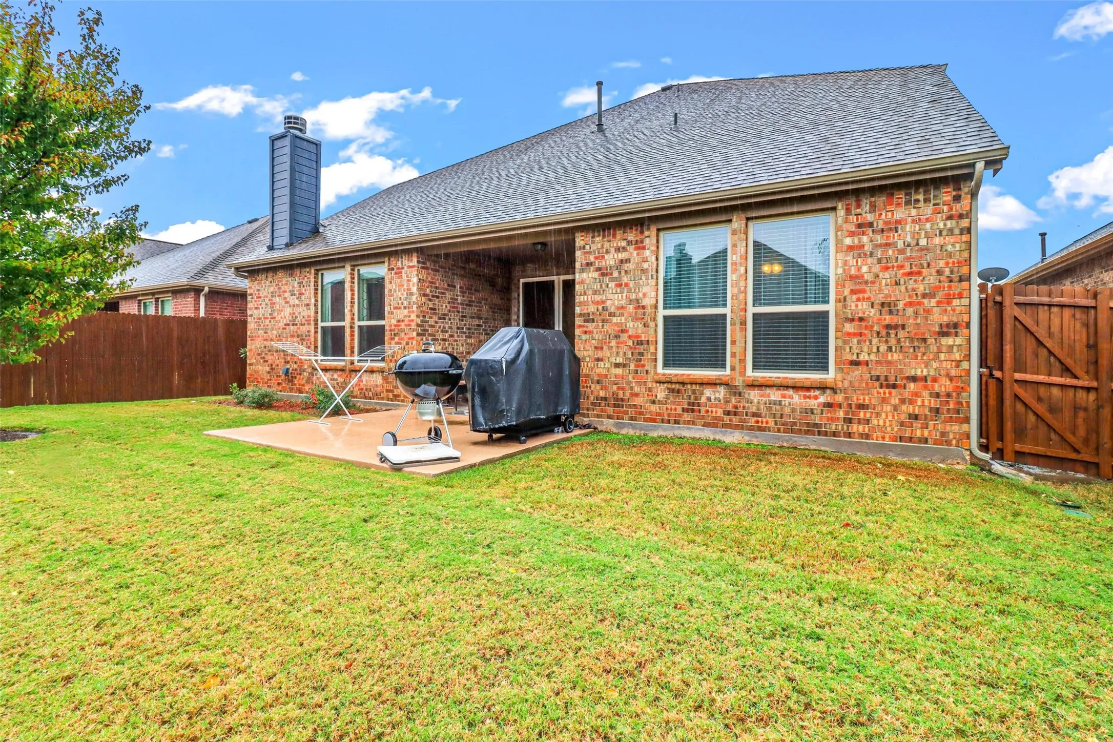 Single Family Residence For Sale in Denton County , 15616 Cornwallis Street, Frisco, Texas 75036, 4 Bedroom, 3 Bathroom, 2 Garage spaces, 2,920 Sqft, built in 2016, mls#21393654, Real Estate Agent in Frisco, Homes For Sale in Denton county, Homes For Sale in Frisco, Realtor in Frisco Texas, Real Estate Brokerage Independent Realty Texas, Luminita Cordes Realtor
