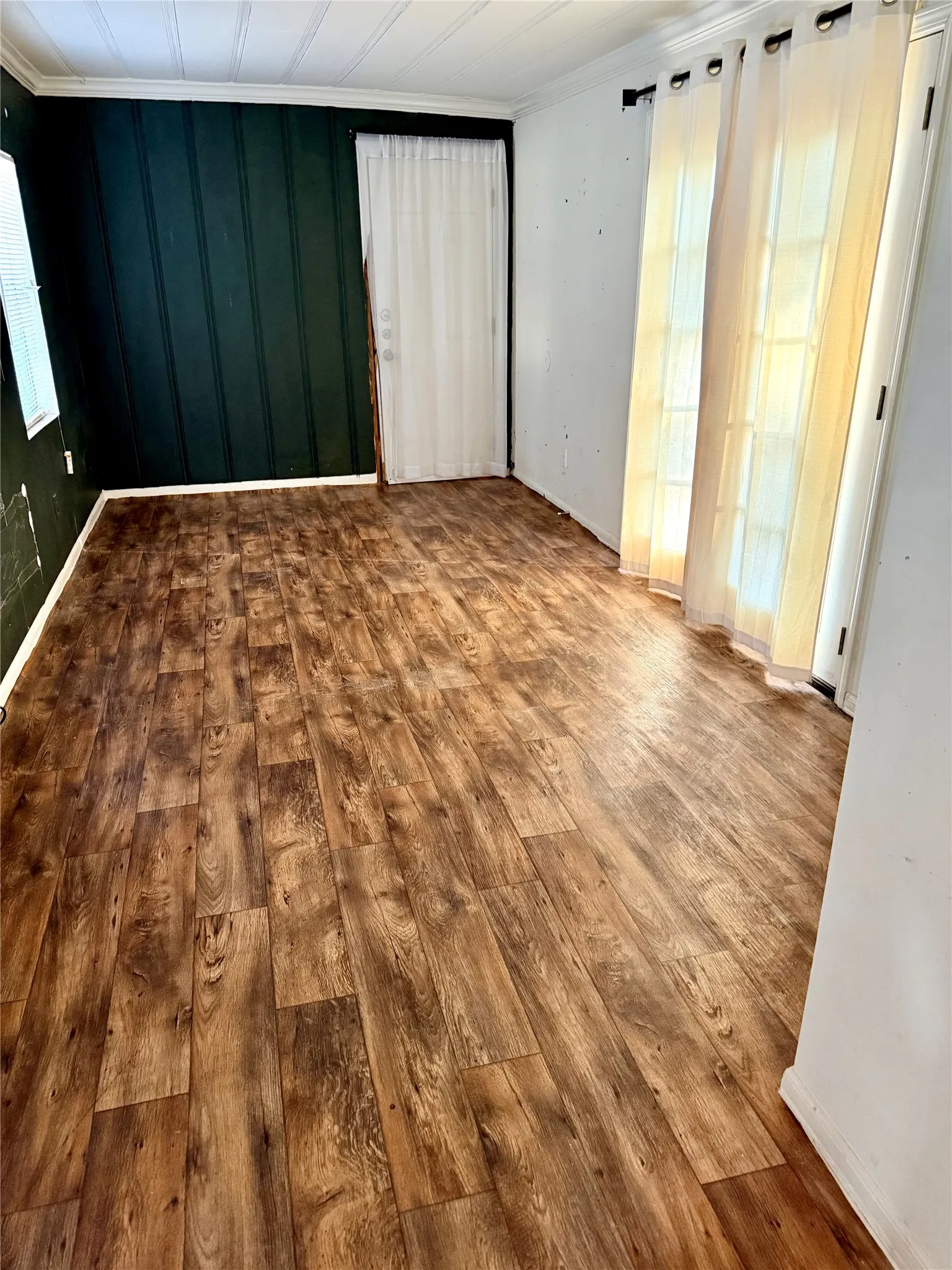Single Family Residence For Sale in Mc Lennan County , 4000 Frederick Avenue, Waco, Texas 76707, 2 Bedroom, 1 Bathroom, 1 Garage spaces, 1,140 Sqft, built in 1950, mls#21392638, Real Estate Agent in Waco, Homes For Sale in Mc Lennan county, Homes For Sale in Waco, Realtor in Waco Texas, Real Estate Brokerage Independent Realty Texas, Luminita Cordes Realtor