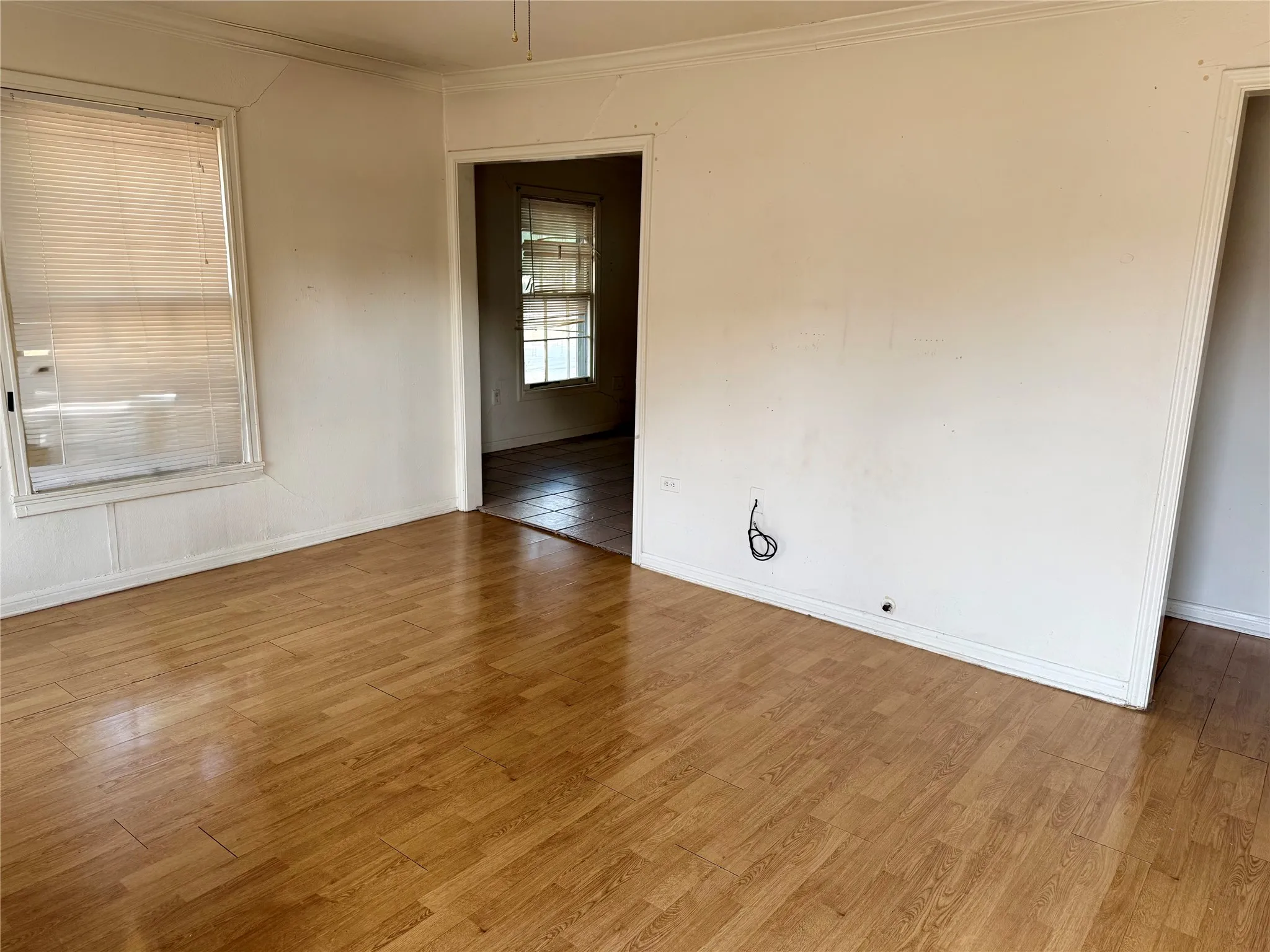 Single Family Residence For Sale in Mc Lennan County , 4000 Frederick Avenue, Waco, Texas 76707, 2 Bedroom, 1 Bathroom, 1 Garage spaces, 1,140 Sqft, built in 1950, mls#21392638, Real Estate Agent in Waco, Homes For Sale in Mc Lennan county, Homes For Sale in Waco, Realtor in Waco Texas, Real Estate Brokerage Independent Realty Texas, Luminita Cordes Realtor