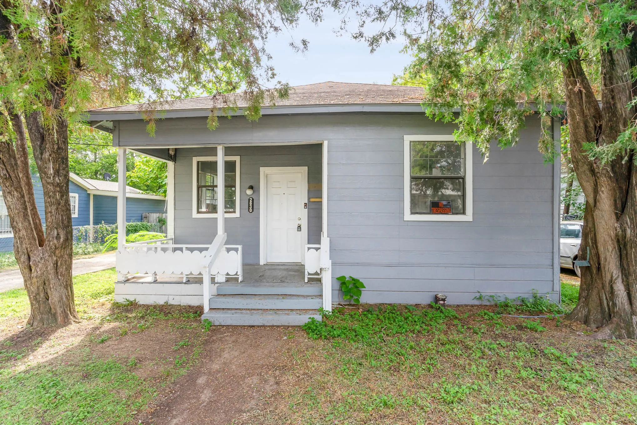 Single Family Residence For Sale in Dallas County , 2630 Lenway Street, Dallas, Texas 75215, 3 Bedroom, 2 Bathroom, 1 Garage spaces, 1,542 Sqft, built in 1936, mls#21393660, Real Estate Agent in Dallas, Homes For Sale in Dallas county, Homes For Sale in Dallas, Realtor in Dallas Texas, Real Estate Brokerage Independent Realty Texas, Luminita Cordes Realtor