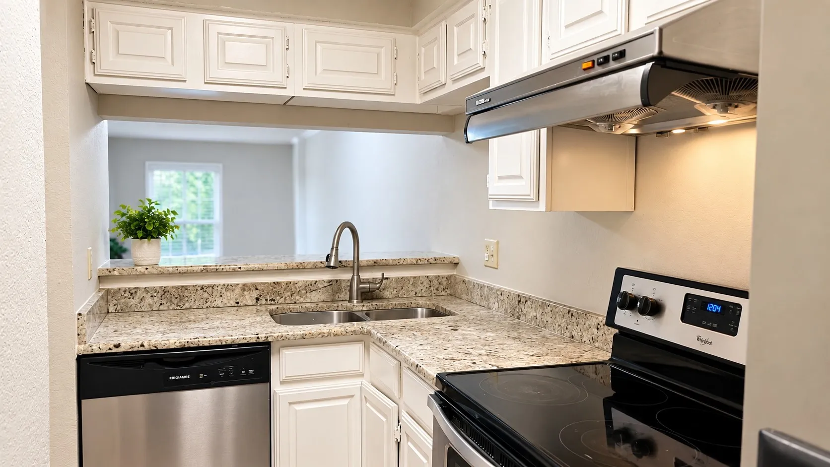 Condominium For Rent in Dallas County , 8545 Midpark Road 6, Dallas, Texas 75240, 2 Bedroom, 2 Bathroom, Garage spaces, 1,035 Sqft, built in 1982, mls#21393648, Real Estate Agent in Dallas, Homes For Rent in Dallas county, Homes For Rent in Dallas, Realtor in Dallas Texas, Real Estate Brokerage Independent Realty Texas, Luminita Cordes Realtor
