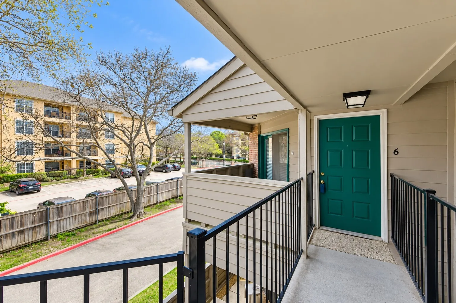 Condominium For Rent