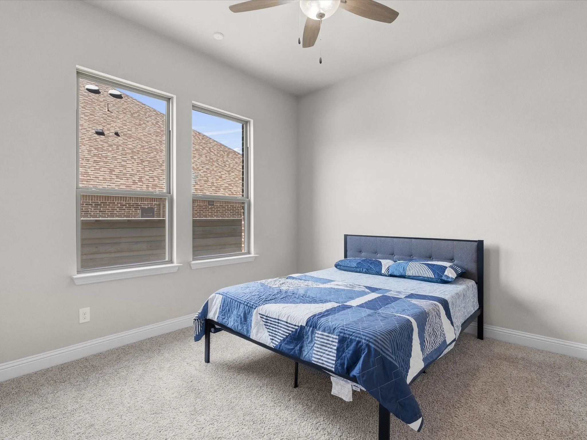 Single Family Residence For Sale in Denton County , 7025 Central Court, Little Elm, Texas 76227, 5 Bedroom, 3 Bathroom, 3 Garage spaces, 2,785 Sqft, built in 2019, mls#21393383, Real Estate Agent in Little Elm, Homes For Sale in Denton county, Homes For Sale in Little Elm, Realtor in Little Elm Texas, Real Estate Brokerage Independent Realty Texas, Luminita Cordes Realtor