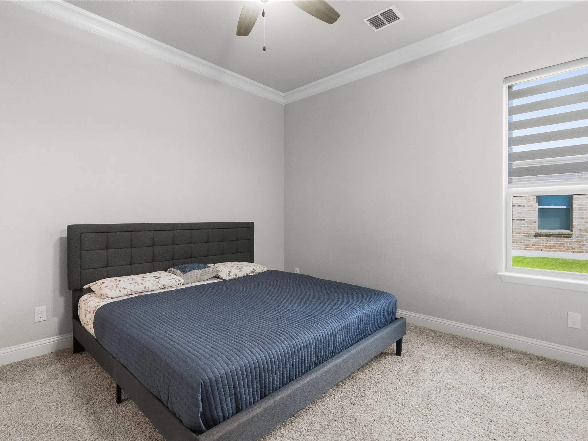 Single Family Residence For Sale in Denton County , 7025 Central Court, Little Elm, Texas 76227, 5 Bedroom, 3 Bathroom, 3 Garage spaces, 2,785 Sqft, built in 2019, mls#21393383, Real Estate Agent in Little Elm, Homes For Sale in Denton county, Homes For Sale in Little Elm, Realtor in Little Elm Texas, Real Estate Brokerage Independent Realty Texas, Luminita Cordes Realtor