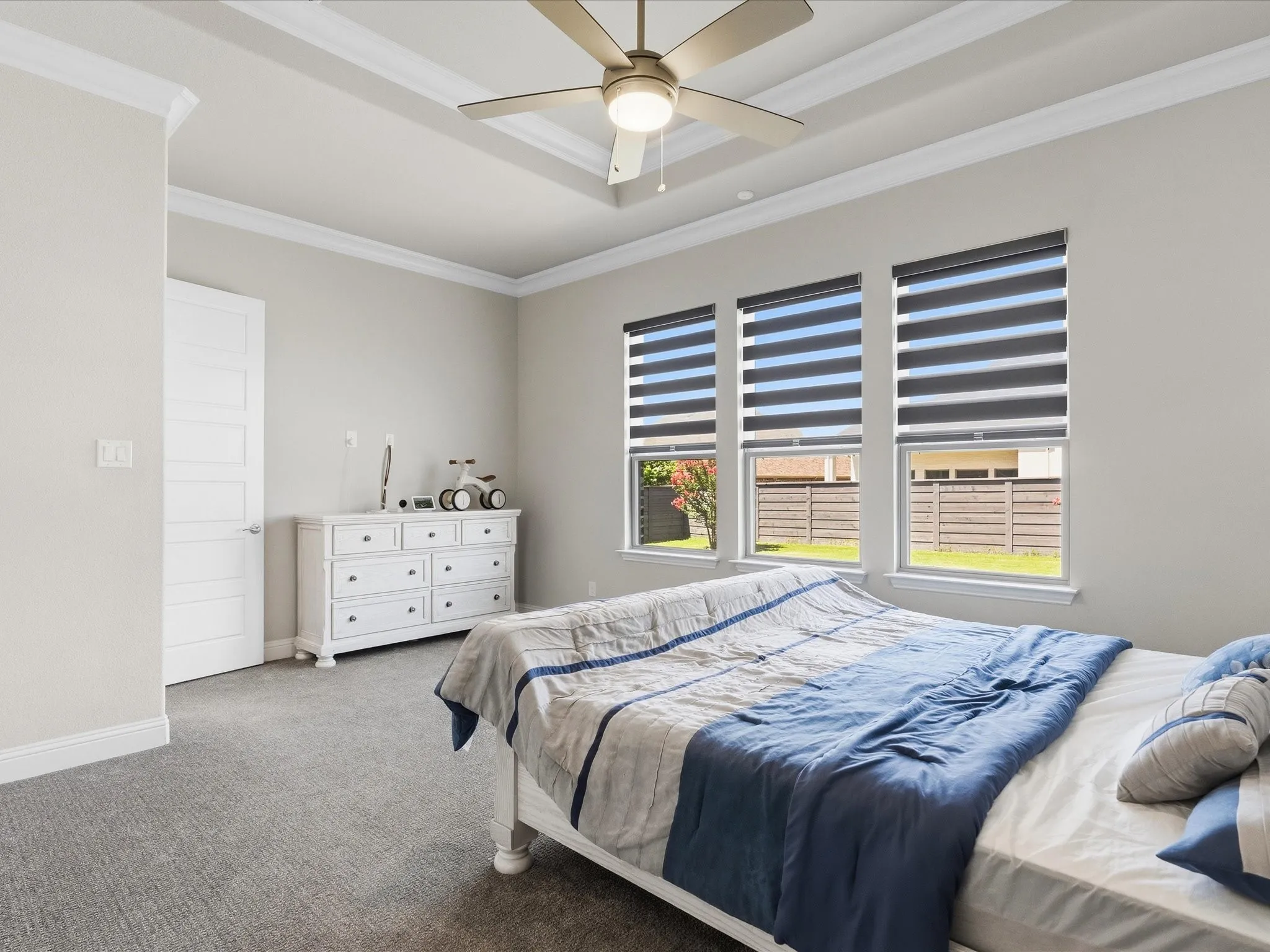 Single Family Residence For Sale in Denton County , 7025 Central Court, Little Elm, Texas 76227, 5 Bedroom, 3 Bathroom, 3 Garage spaces, 2,785 Sqft, built in 2019, mls#21393383, Real Estate Agent in Little Elm, Homes For Sale in Denton county, Homes For Sale in Little Elm, Realtor in Little Elm Texas, Real Estate Brokerage Independent Realty Texas, Luminita Cordes Realtor