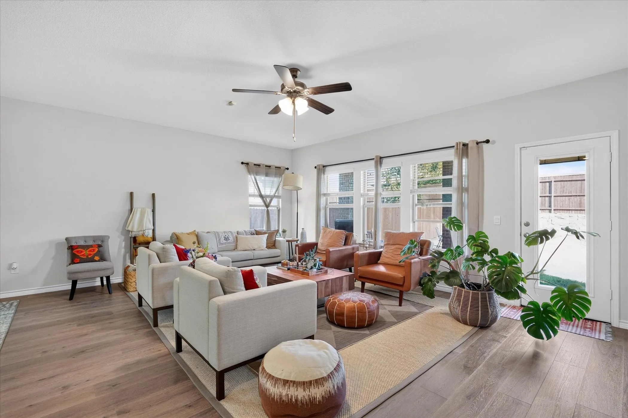 Single Family Residence For Rent in Collin County , 4005 Lockmead Road, Mc Kinney, Texas 75071, 4 Bedroom, 3 Bathroom, 2 Garage spaces, 2,704 Sqft, built in 2023, mls#21393677, Real Estate Agent in Mc Kinney, Homes For Rent in Collin county, Homes For Rent in Mc Kinney, Realtor in Mc Kinney Texas, Real Estate Brokerage Independent Realty Texas, Luminita Cordes Realtor