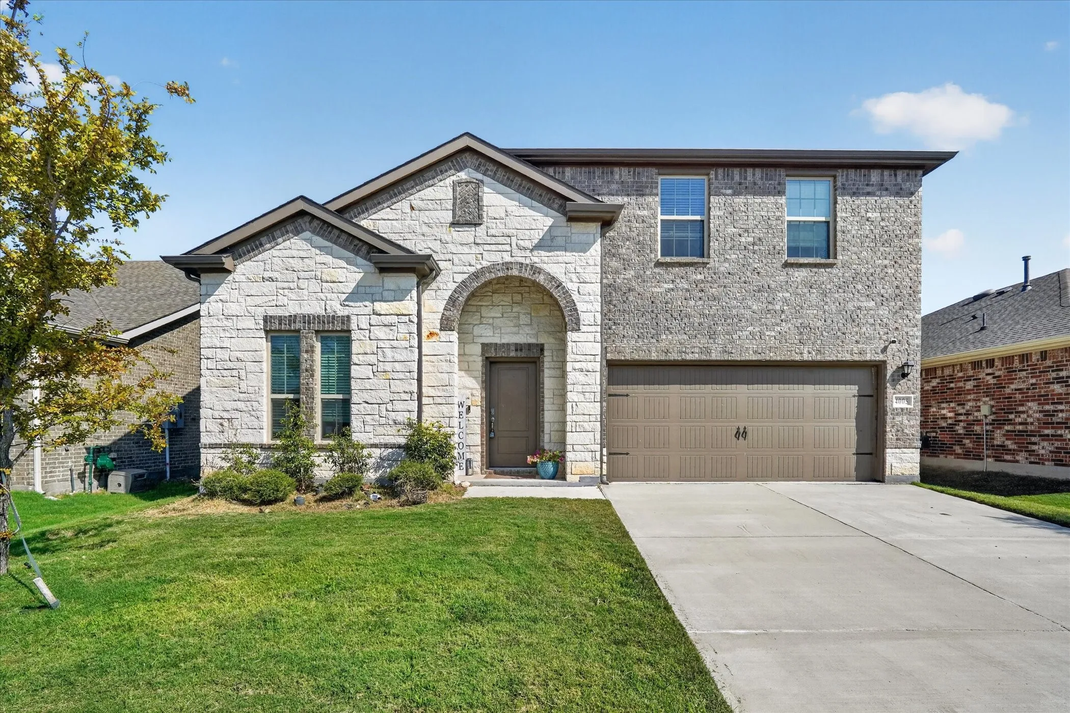 Single Family Residence For Rent in Collin County , 4005 Lockmead Road, Mc Kinney, Texas 75071, 4 Bedroom, 3 Bathroom, 2 Garage spaces, 2,704 Sqft, built in 2023, mls#21393677, Real Estate Agent in Mc Kinney, Homes For Rent in Collin county, Homes For Rent in Mc Kinney, Realtor in Mc Kinney Texas, Real Estate Brokerage Independent Realty Texas, Luminita Cordes Realtor