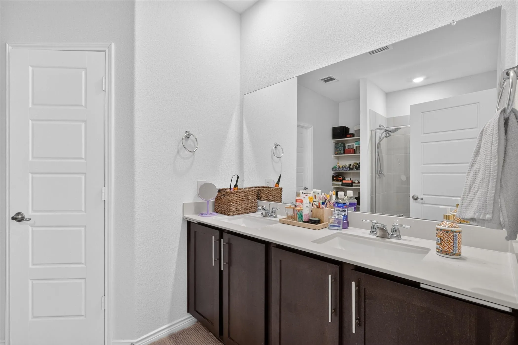 Single Family Residence For Rent in Collin County , 4005 Lockmead Road, Mc Kinney, Texas 75071, 4 Bedroom, 3 Bathroom, 2 Garage spaces, 2,704 Sqft, built in 2023, mls#21393677, Real Estate Agent in Mc Kinney, Homes For Rent in Collin county, Homes For Rent in Mc Kinney, Realtor in Mc Kinney Texas, Real Estate Brokerage Independent Realty Texas, Luminita Cordes Realtor