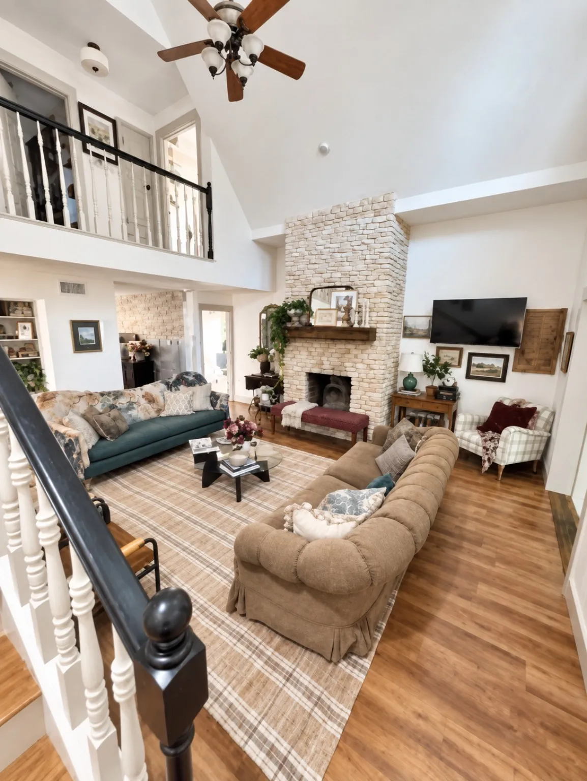 Single Family Residence For Sale in Parker County , 105 Mariah Drive, Weatherford, Texas 76087, 4 Bedroom, 3 Bathroom, 2 Garage spaces, 3,195 Sqft, built in 1990, mls#21391327, Real Estate Agent in Weatherford, Homes For Sale in Parker county, Homes For Sale in Weatherford, Realtor in Weatherford Texas, Real Estate Brokerage Independent Realty Texas, Luminita Cordes Realtor