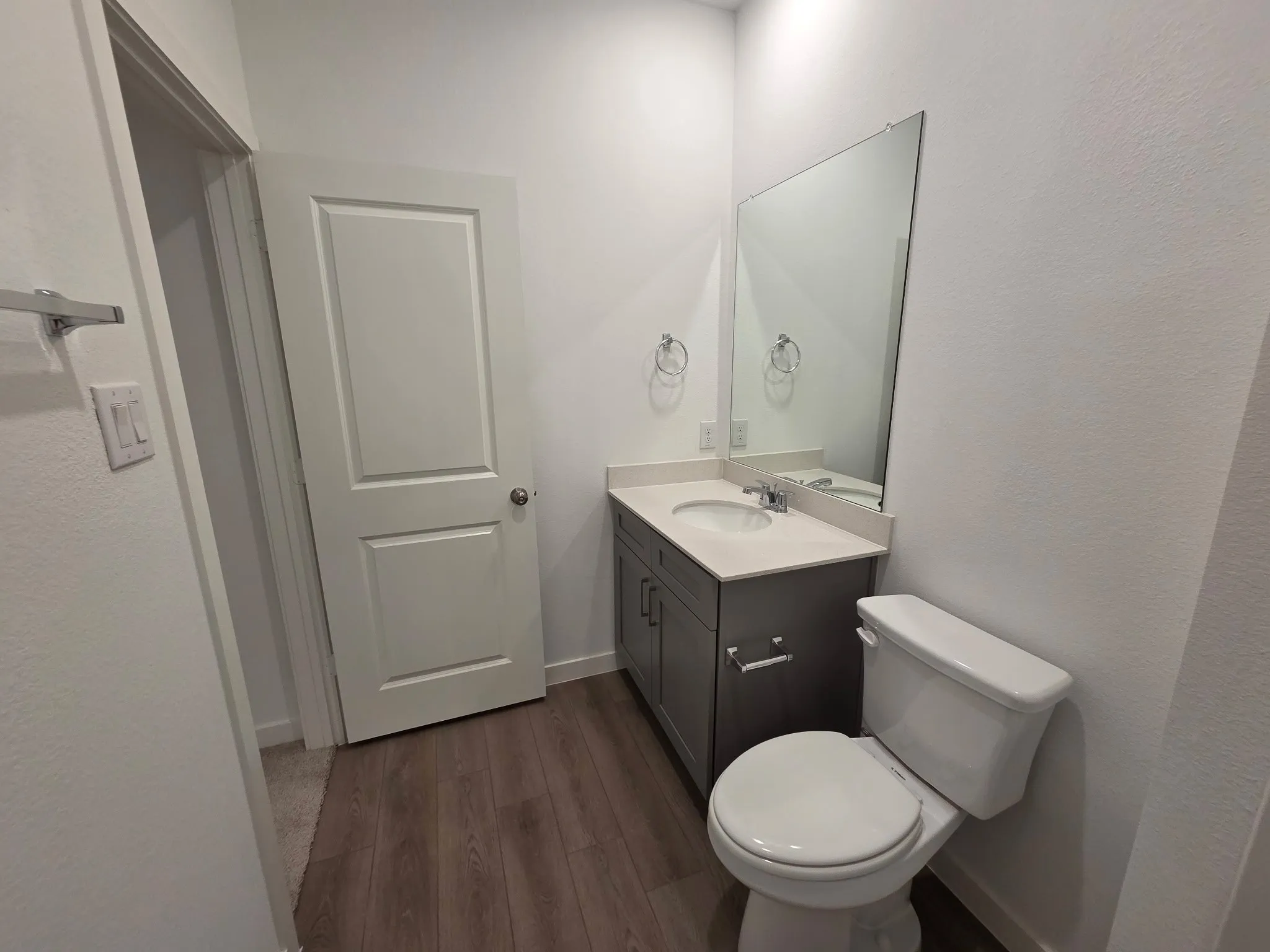 Townhouse For Rent in Tarrant County , 5708 Lakeview Drive, Watauga, Texas 76148, 3 Bedroom, 3 Bathroom, 2 Garage spaces, 1,876 Sqft, built in 2026, mls#21376946, Real Estate Agent in Watauga, Homes For Rent in Tarrant county, Homes For Rent in Watauga, Realtor in Watauga Texas, Real Estate Brokerage Independent Realty Texas, Luminita Cordes Realtor