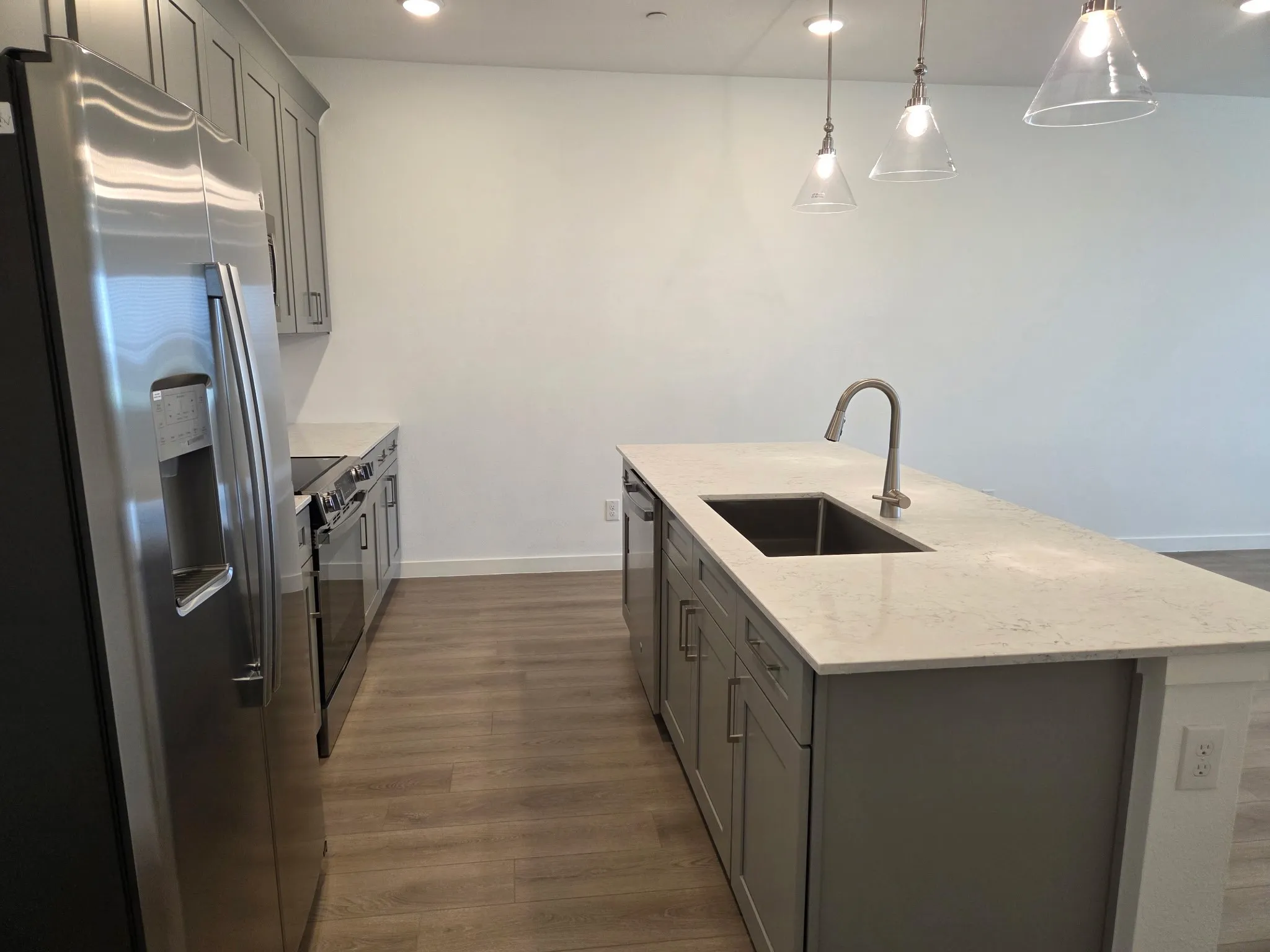 Townhouse For Rent in Tarrant County , 5708 Lakeview Drive, Watauga, Texas 76148, 3 Bedroom, 3 Bathroom, 2 Garage spaces, 1,876 Sqft, built in 2026, mls#21376946, Real Estate Agent in Watauga, Homes For Rent in Tarrant county, Homes For Rent in Watauga, Realtor in Watauga Texas, Real Estate Brokerage Independent Realty Texas, Luminita Cordes Realtor