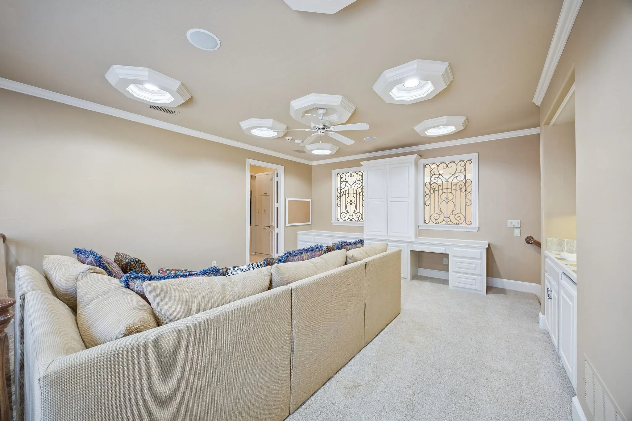 Single Family Residence For Sale in Denton County , 6640 Briar Ridge Lane, Plano, Texas 75024, 4 Bedroom, 5 Bathroom, 3 Garage spaces, 5,731 Sqft, built in 2003, mls#21391926, Real Estate Agent in Plano, Homes For Sale in Denton county, Homes For Sale in Plano, Realtor in Plano Texas, Real Estate Brokerage Independent Realty Texas, Luminita Cordes Realtor