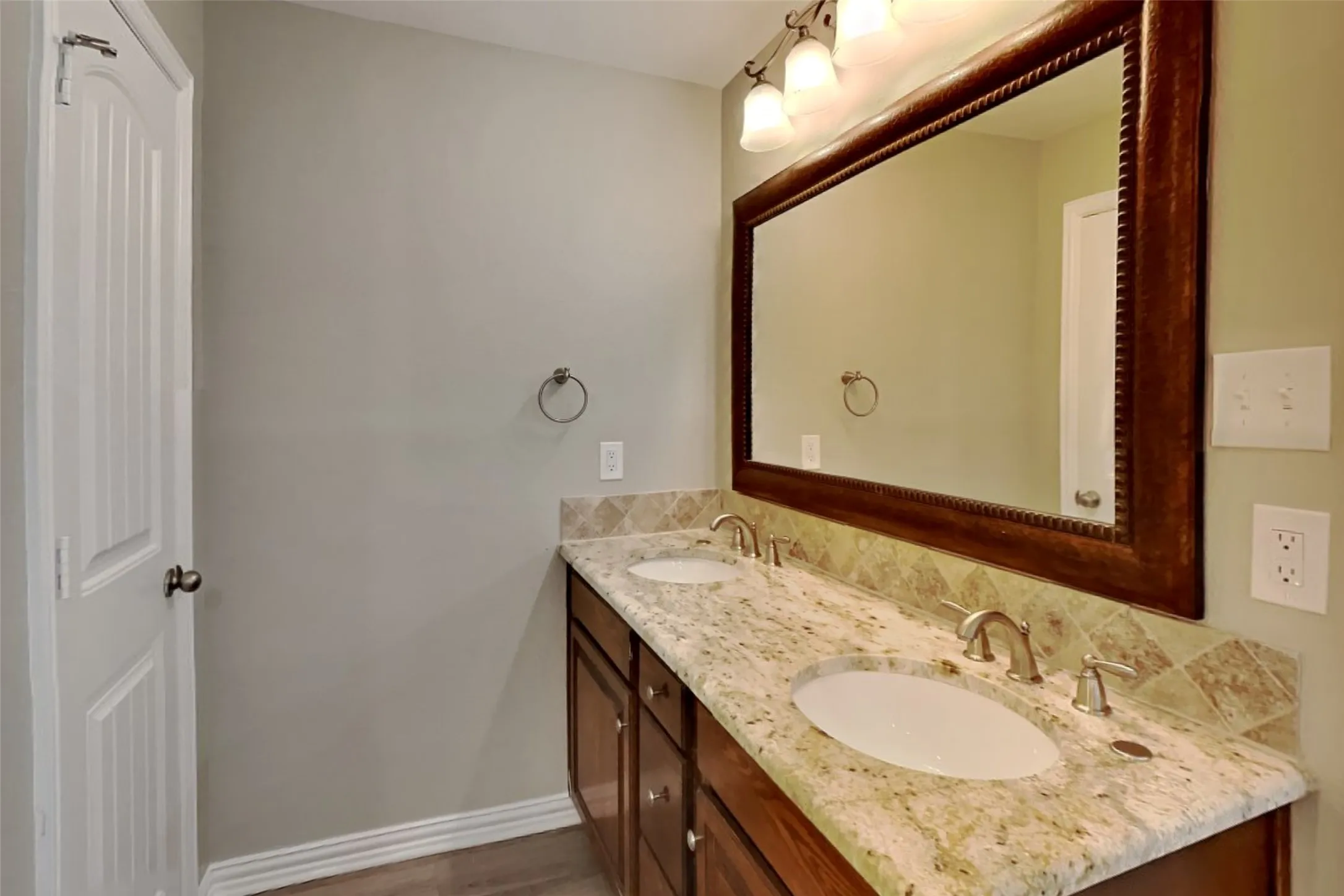 Single Family Residence For Rent in Tarrant County , 345 Chalkstone Drive, Fort Worth, Texas 76131, 4 Bedroom, 3 Bathroom, 2 Garage spaces, 2,253 Sqft, built in 2011, mls#21393689, Real Estate Agent in Fort Worth, Homes For Rent in Tarrant county, Homes For Rent in Fort Worth, Realtor in Fort Worth Texas, Real Estate Brokerage Independent Realty Texas, Luminita Cordes Realtor