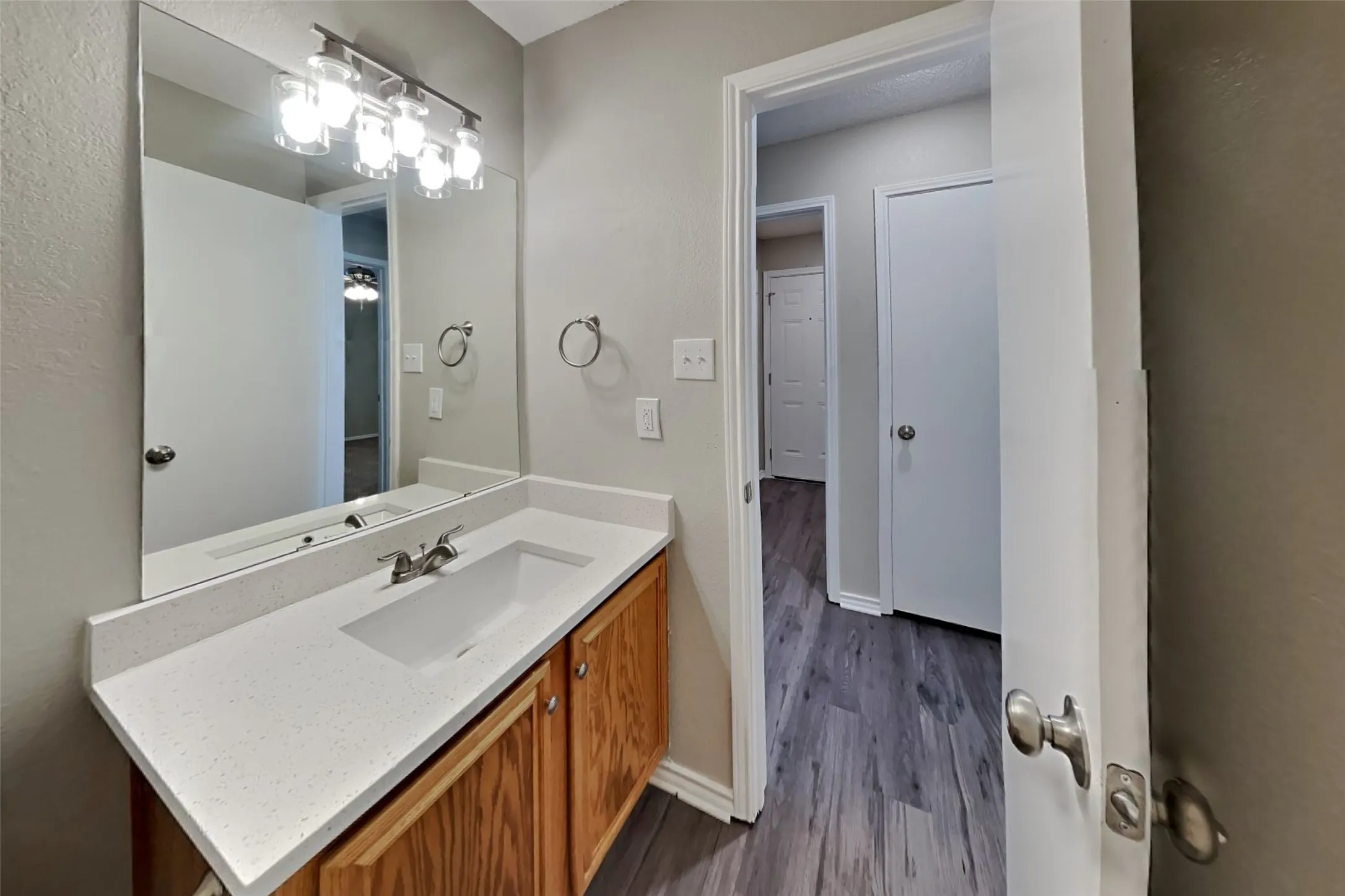 Single Family Residence For Rent in Tarrant County , 4820 Ashton Avenue, Fort Worth, Texas 76137, 3 Bedroom, 2 Bathroom, 2 Garage spaces, 1,864 Sqft, built in 1989, mls#21393692, Real Estate Agent in Fort Worth, Homes For Rent in Tarrant county, Homes For Rent in Fort Worth, Realtor in Fort Worth Texas, Real Estate Brokerage Independent Realty Texas, Luminita Cordes Realtor