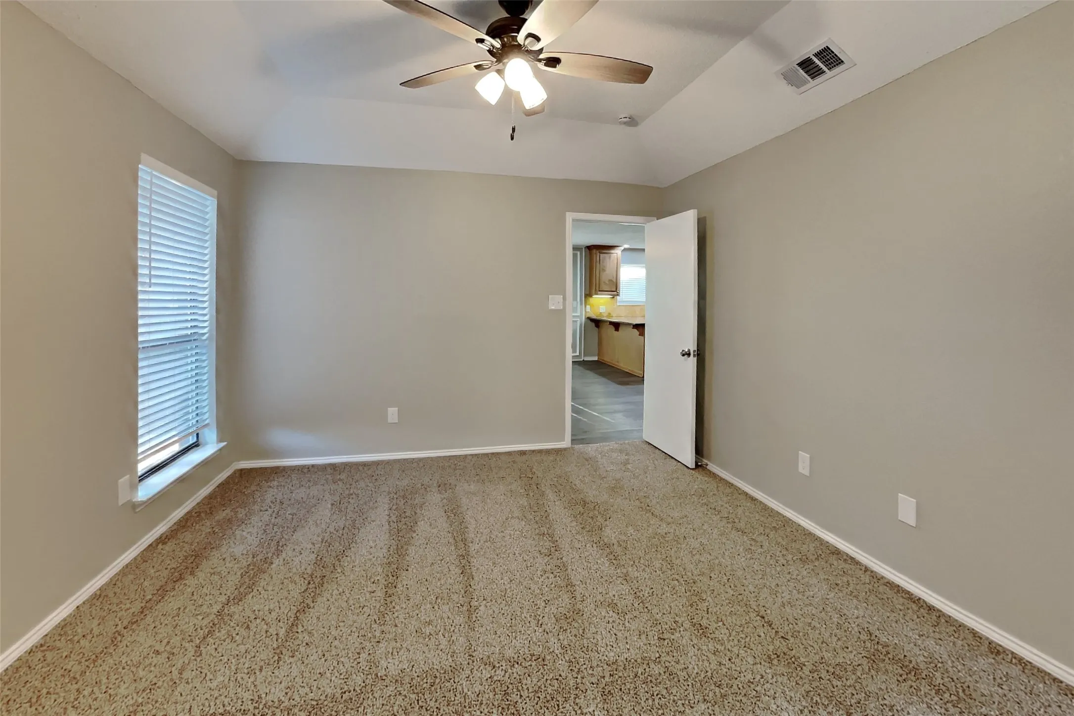 Single Family Residence For Rent in Tarrant County , 4820 Ashton Avenue, Fort Worth, Texas 76137, 3 Bedroom, 2 Bathroom, 2 Garage spaces, 1,864 Sqft, built in 1989, mls#21393692, Real Estate Agent in Fort Worth, Homes For Rent in Tarrant county, Homes For Rent in Fort Worth, Realtor in Fort Worth Texas, Real Estate Brokerage Independent Realty Texas, Luminita Cordes Realtor